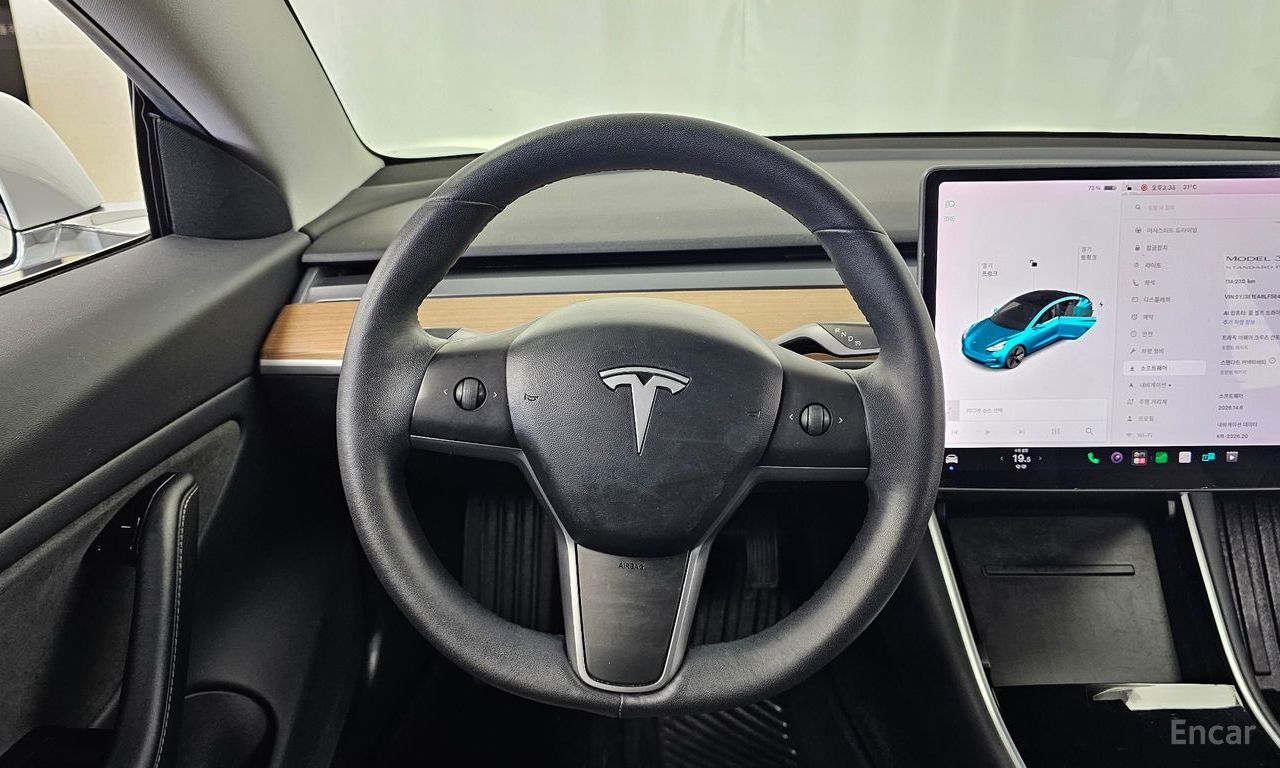 Tesla Model 3 Standard Range Plus RWD 2020