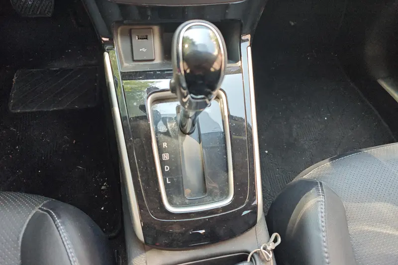 Sylphy 2019 1.6XV CVT Intelligent Premium Edition National V
