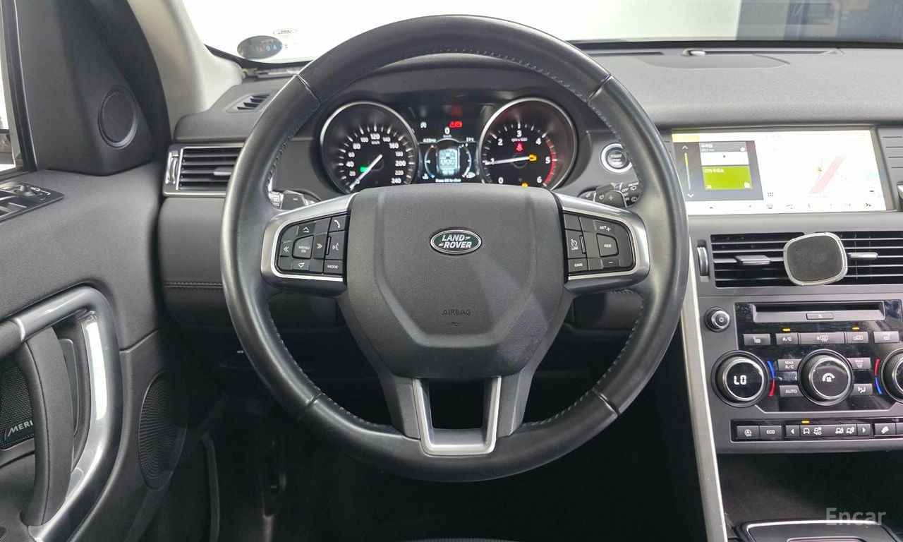 Land Rover Discovery Sports 2.0 TD4 SE (150 horsepower) 2018