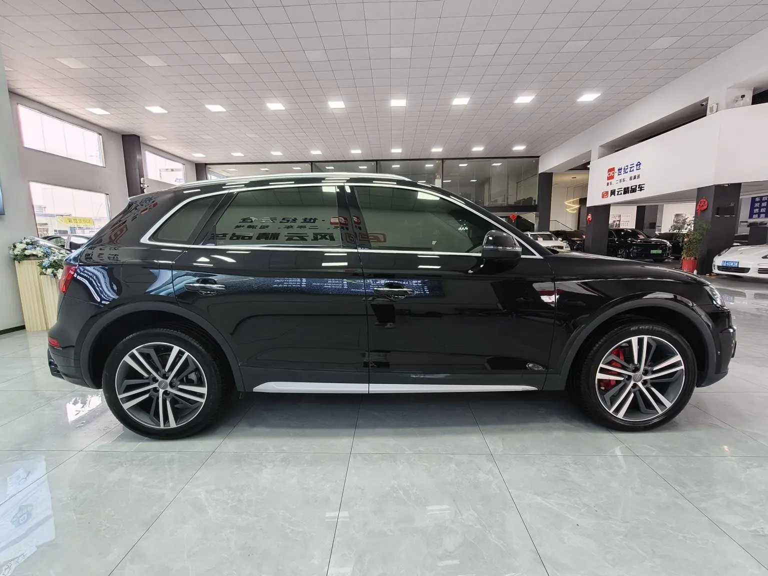 Audi Q5L 2020 45 TFSI Premium