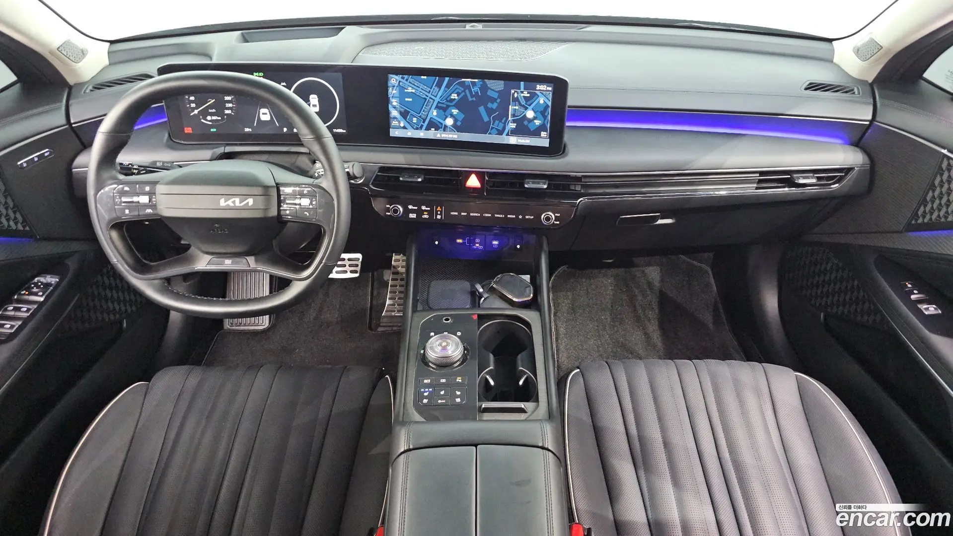 Kia K8 2.5 Gasoline 2WD