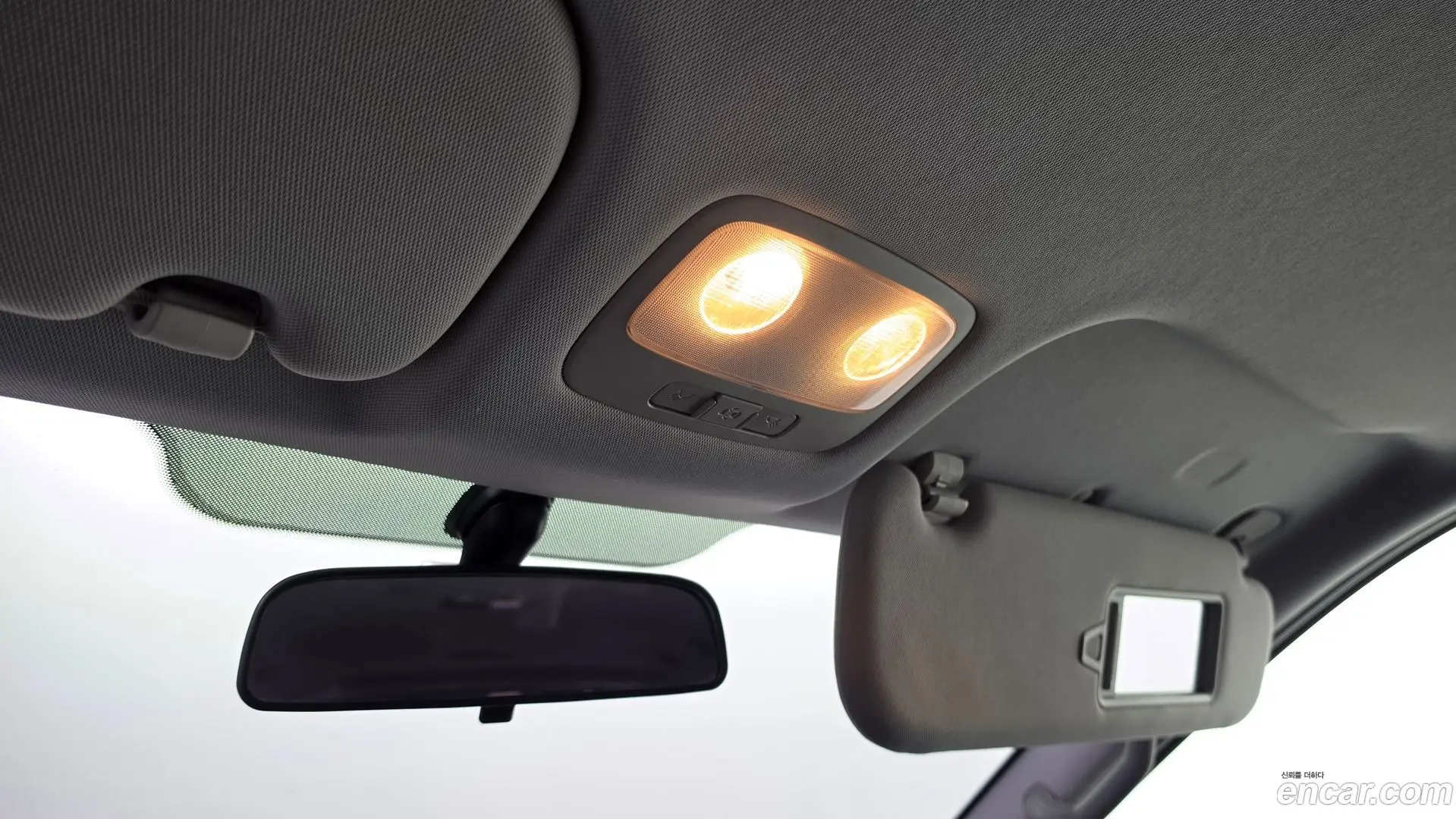Hyundai Starex Urban 9-Seater