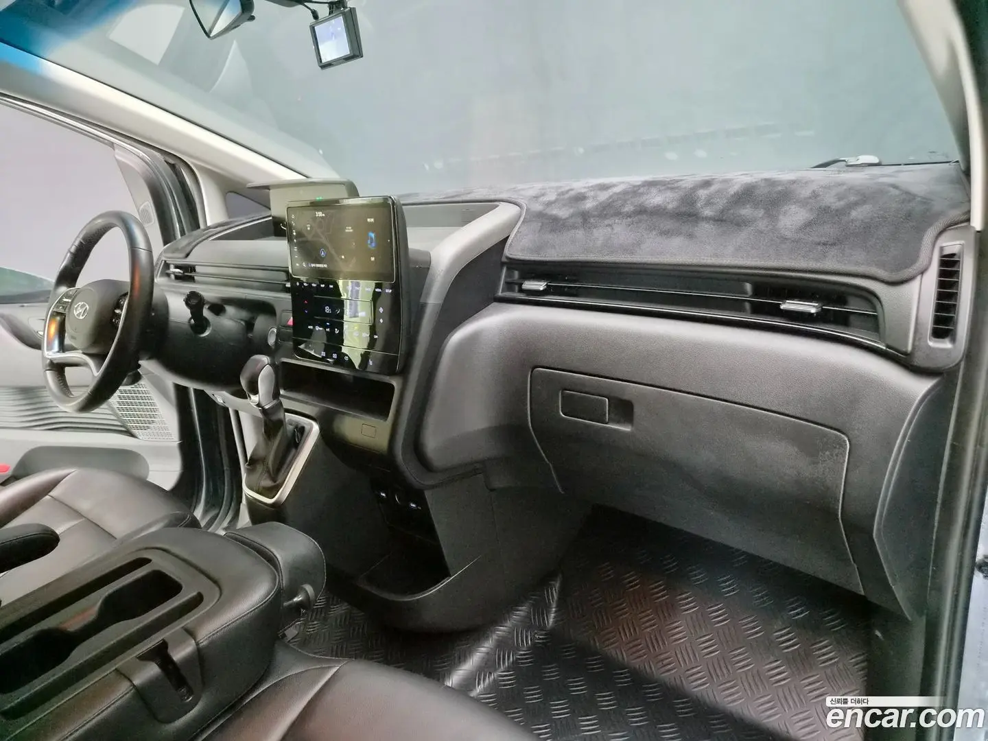 Hyundai Staria L3.5 Cargo 3-Seater