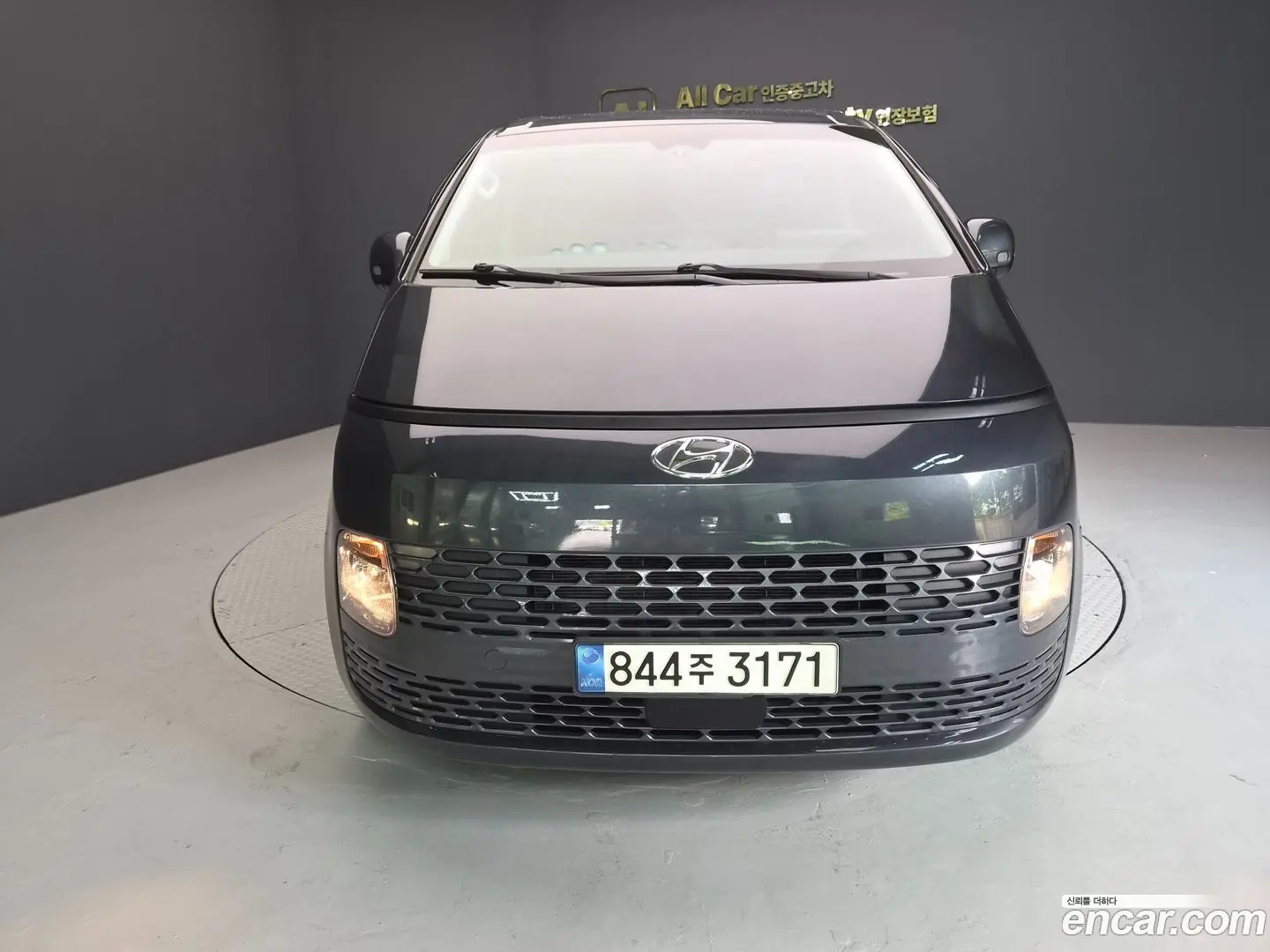 Hyundai Staria L3.5 Cargo 3-Seater