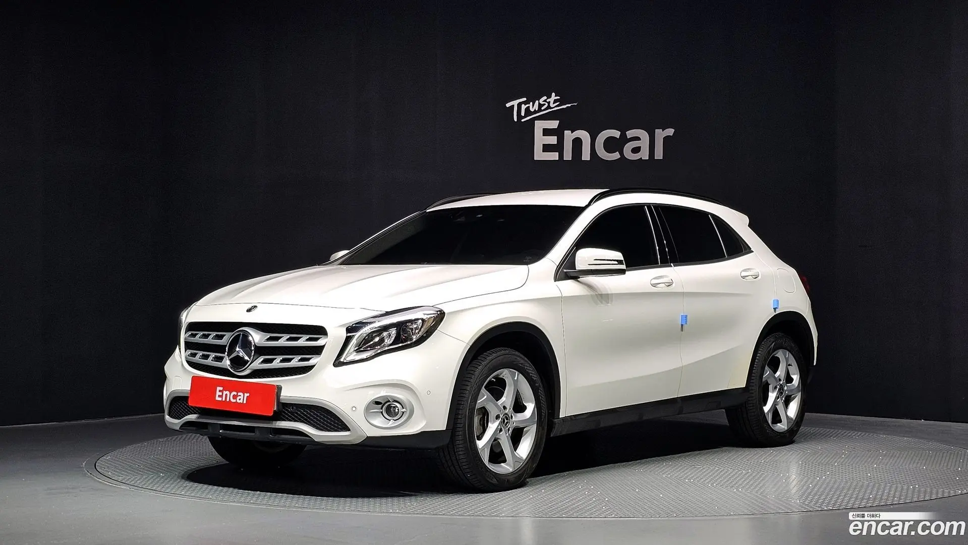 Mercedes-Benz GLA-Class GLA220 2017