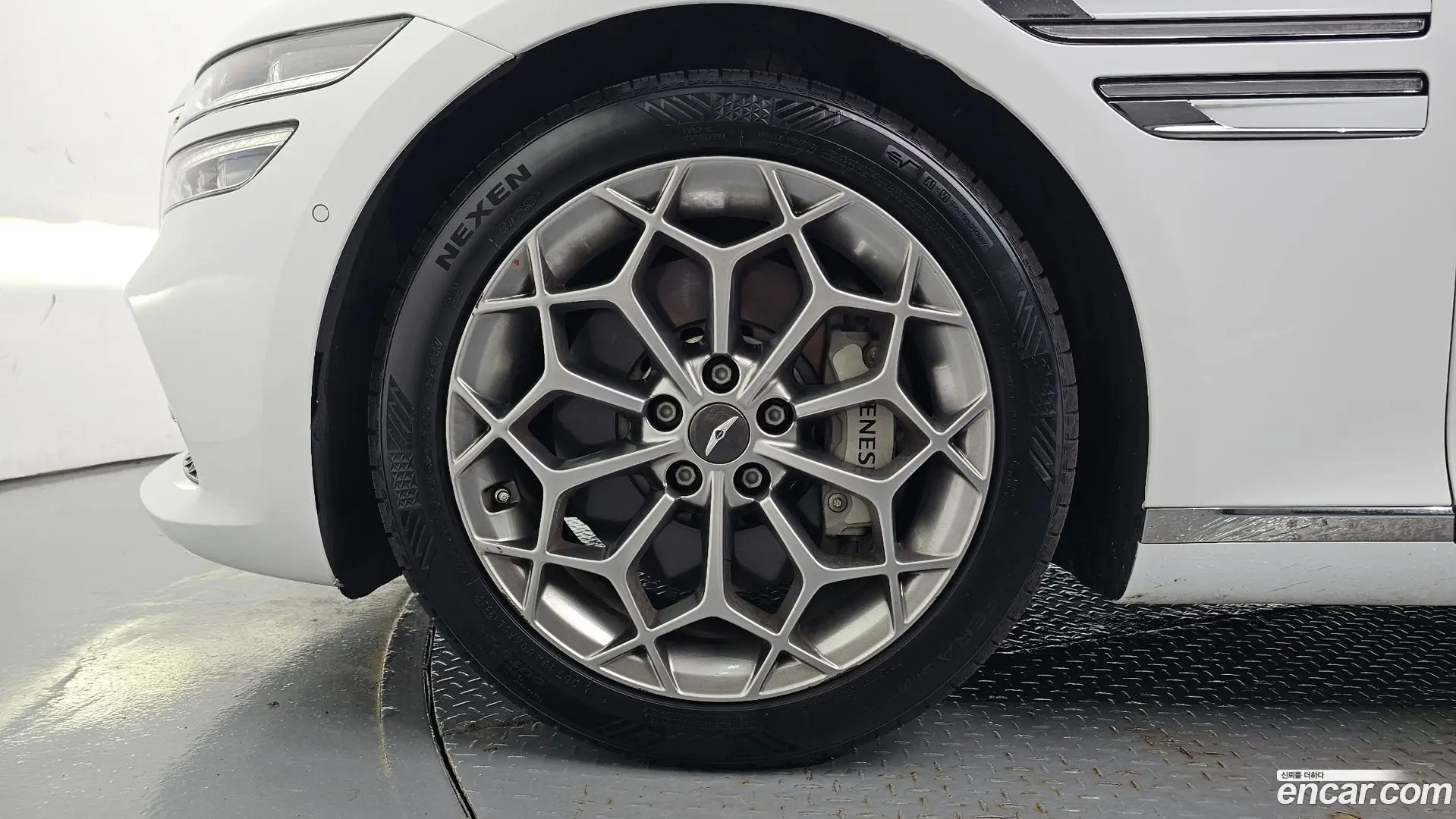 Genesis G80 Gasoline 2.5 Turbo AWD