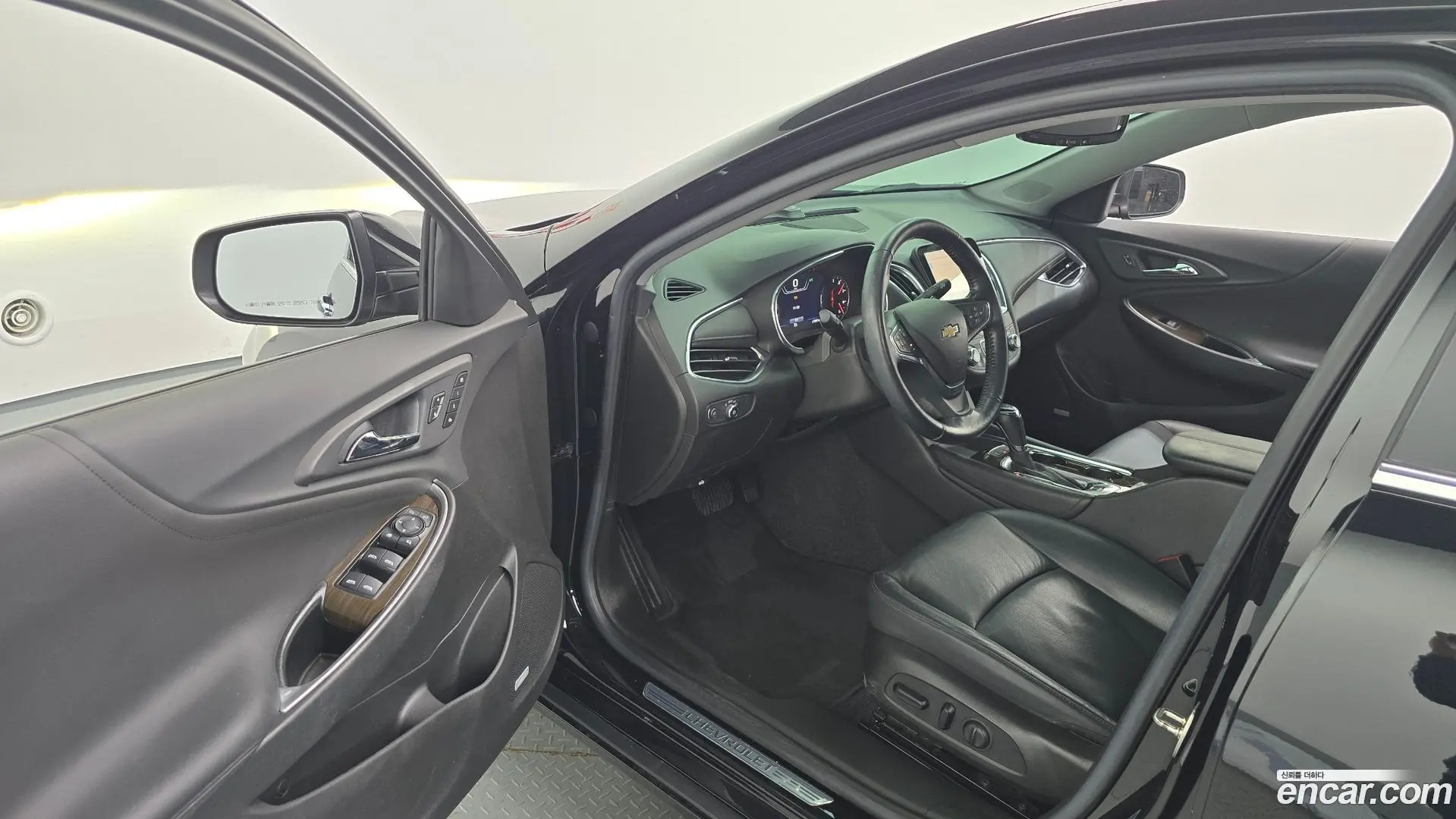 Chevrolet Malibu 2.0 Turbo Perfect Black