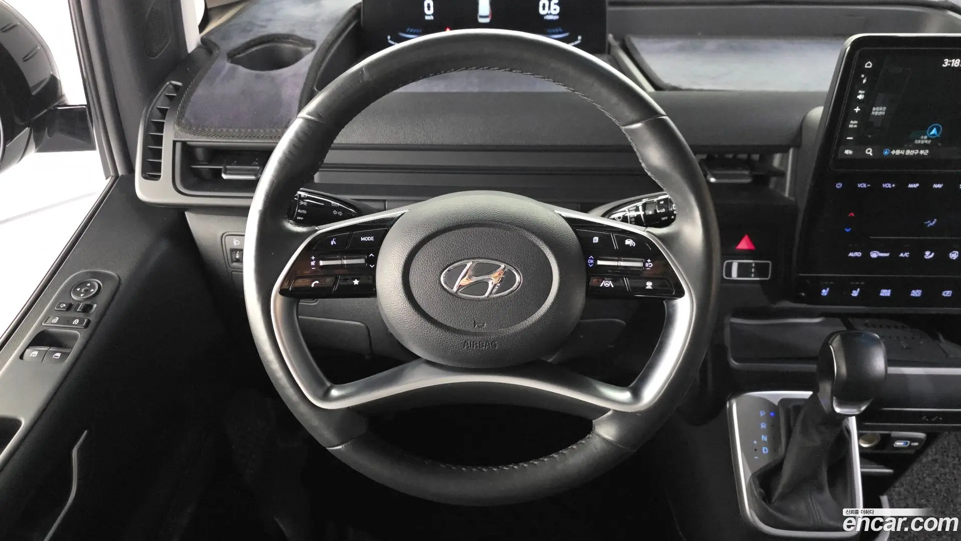 Hyundai Staria L3.5 Cargo 5-Seater
