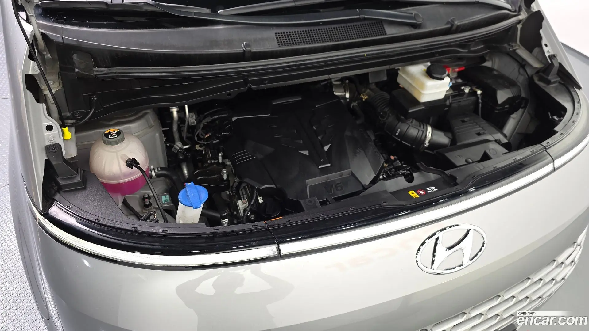 Hyundai Staria L3.5 Cargo 5-Seater