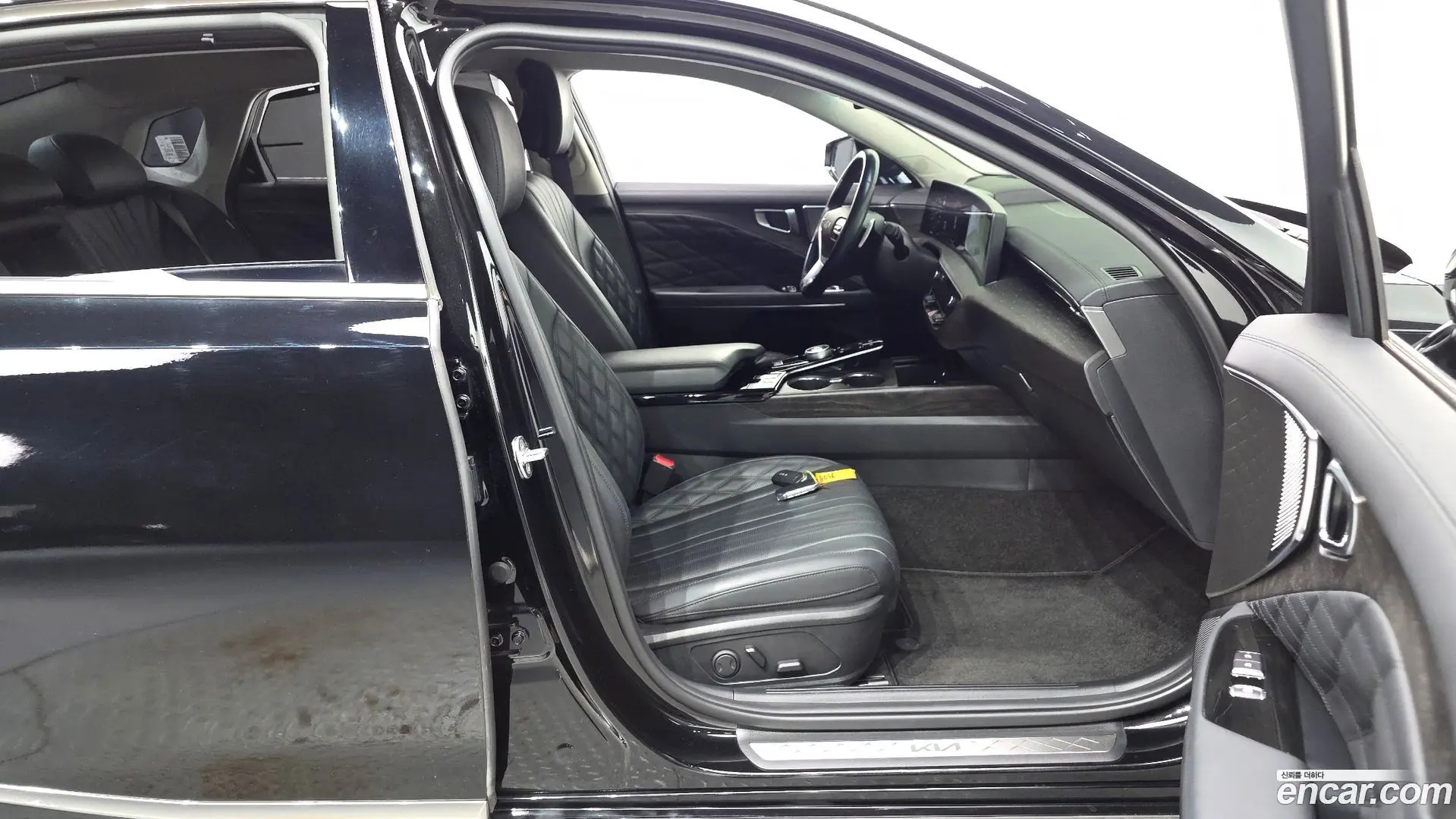 Kia K8 3.5 Gasoline 2WD