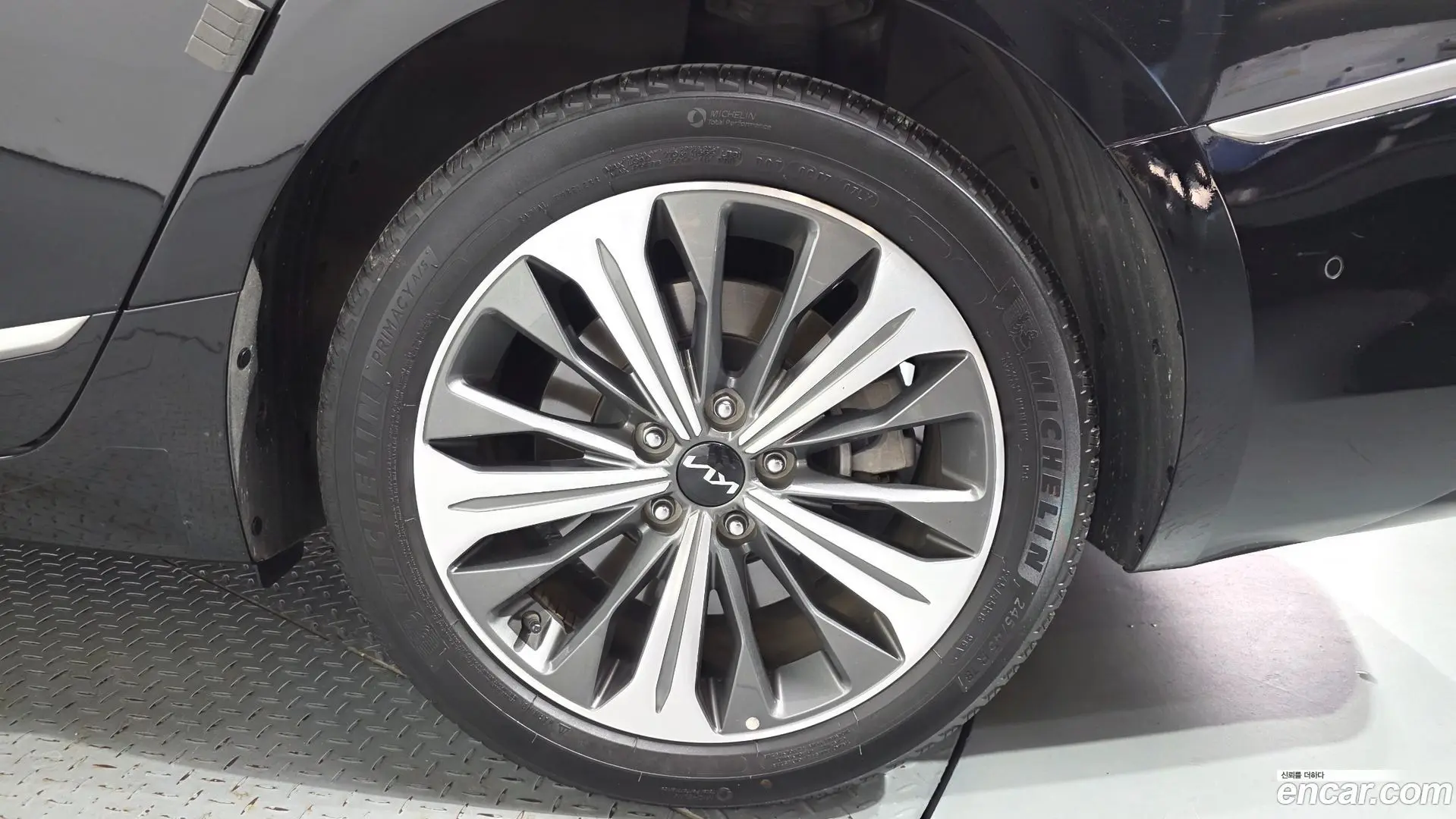 Kia K8 3.5 Gasoline 2WD