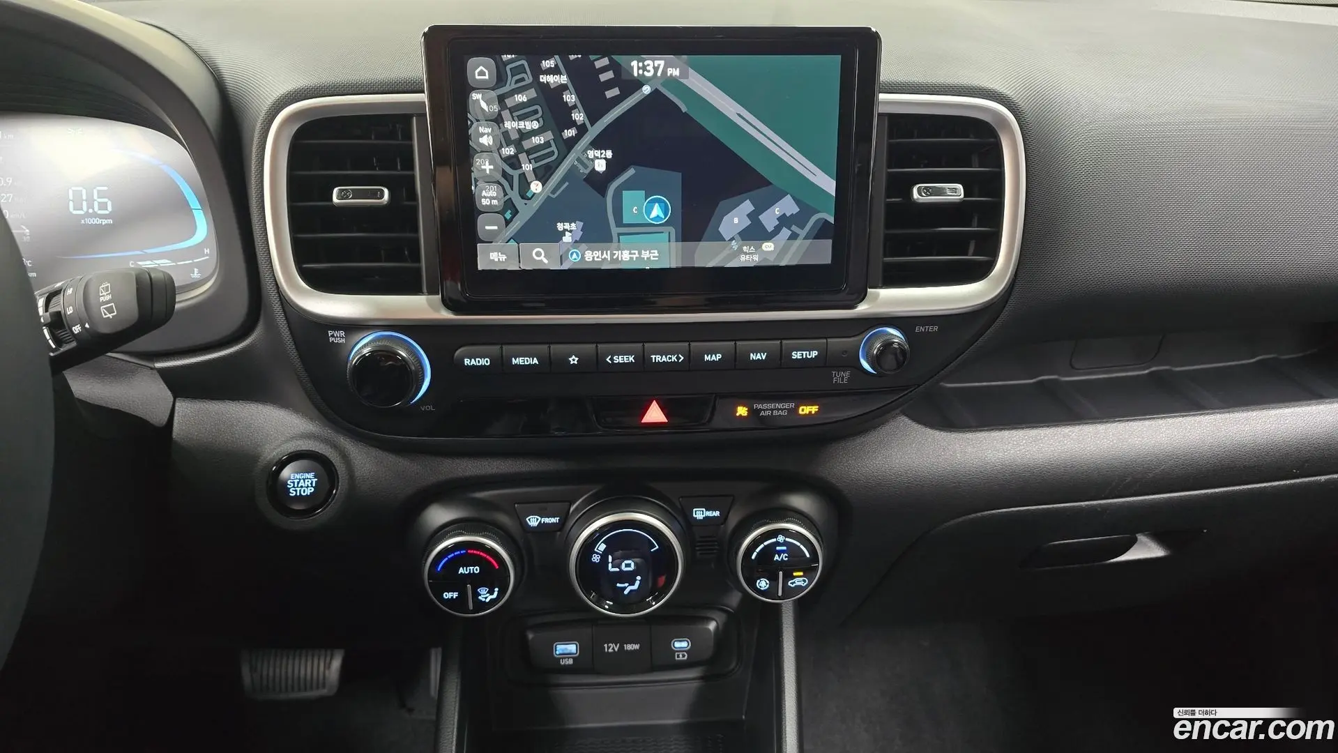 Hyundai Venue 1,6 Premium 2022