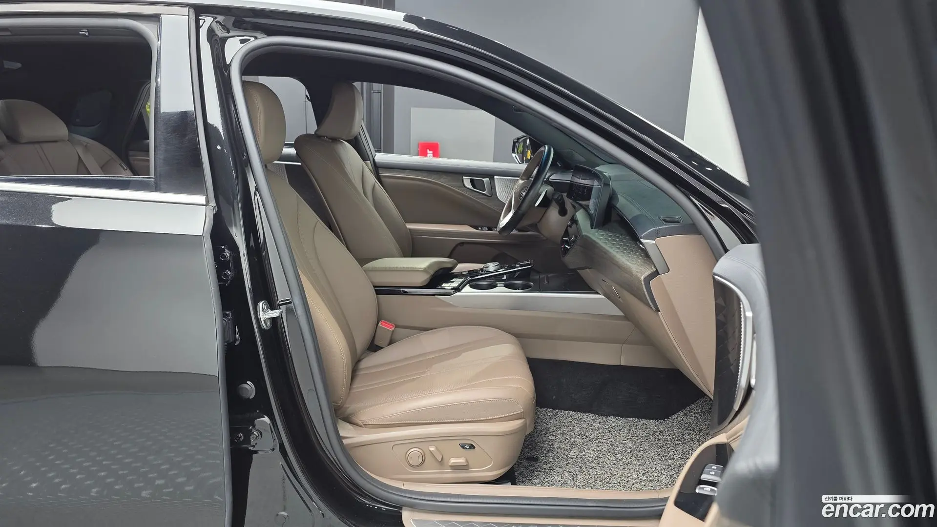 Kia K8 2.5 Gasoline 2WD 2021