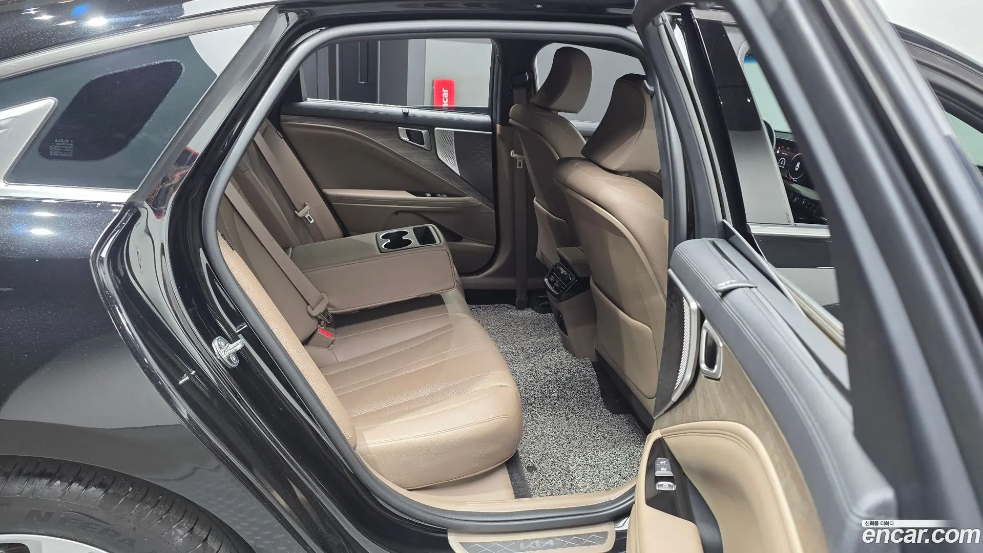 Kia K8 2.5 Gasoline 2WD 2021