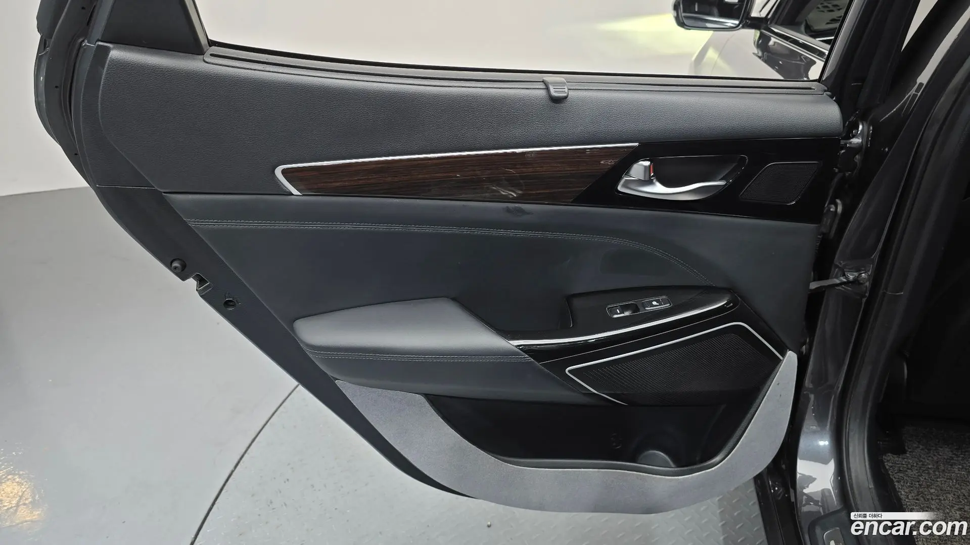 Kia K7 3.3 GDI Noblesse