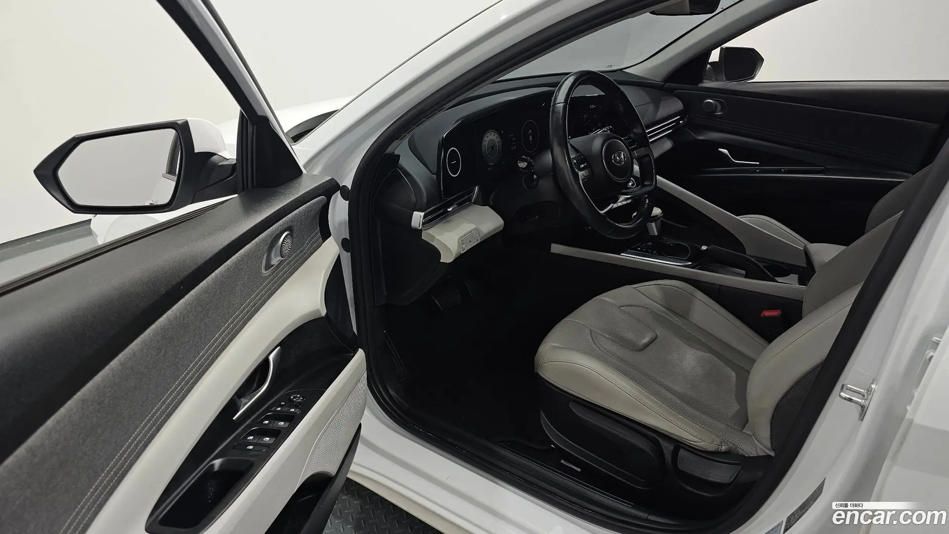 Hyundai AVANTE 1.6 2020