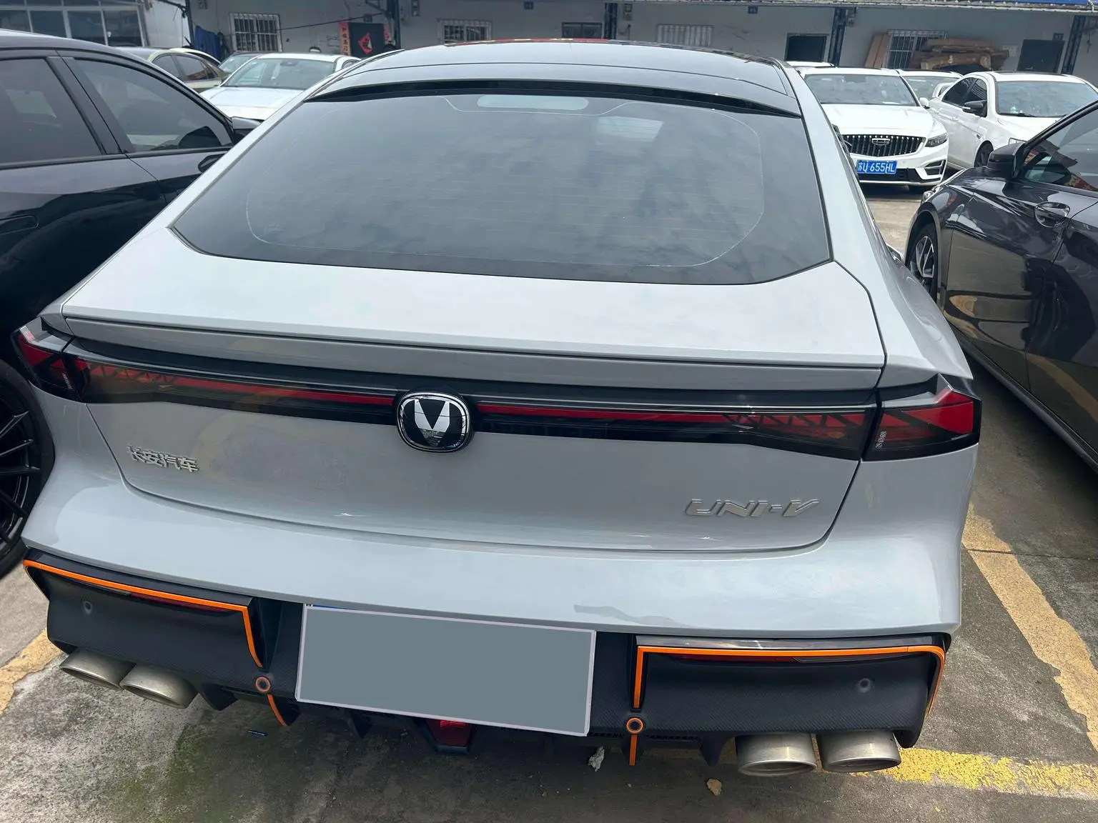 Changan UNI-V 2023 1.5T Sport