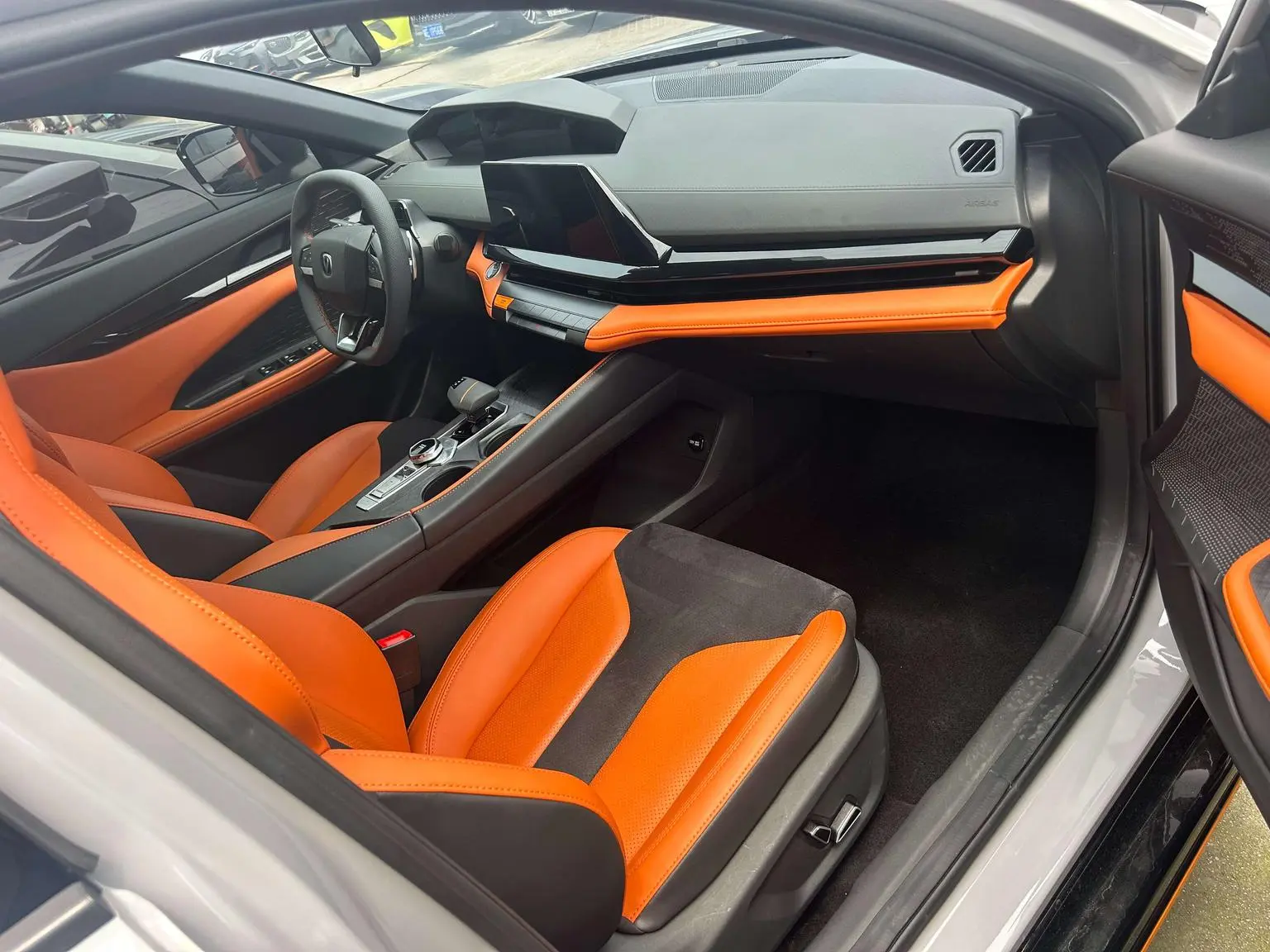 Changan UNI-V 2023 1.5T Sport