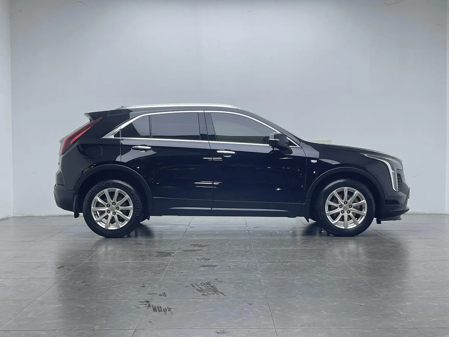 Cadillac XT4 2020 Facelift 28T 2WD Tech