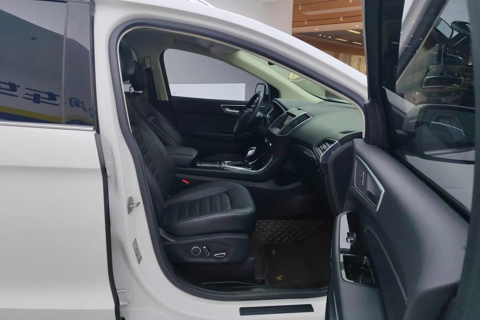 Ford Edge 2018 EcoBoost 245 4WD Sharp Luxury 7 seat