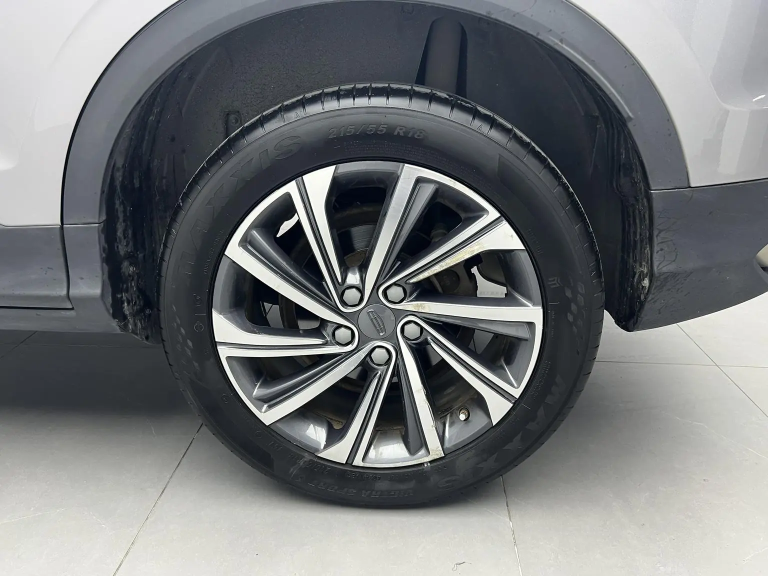 Geely Binyue 2019 260T DCT China VI