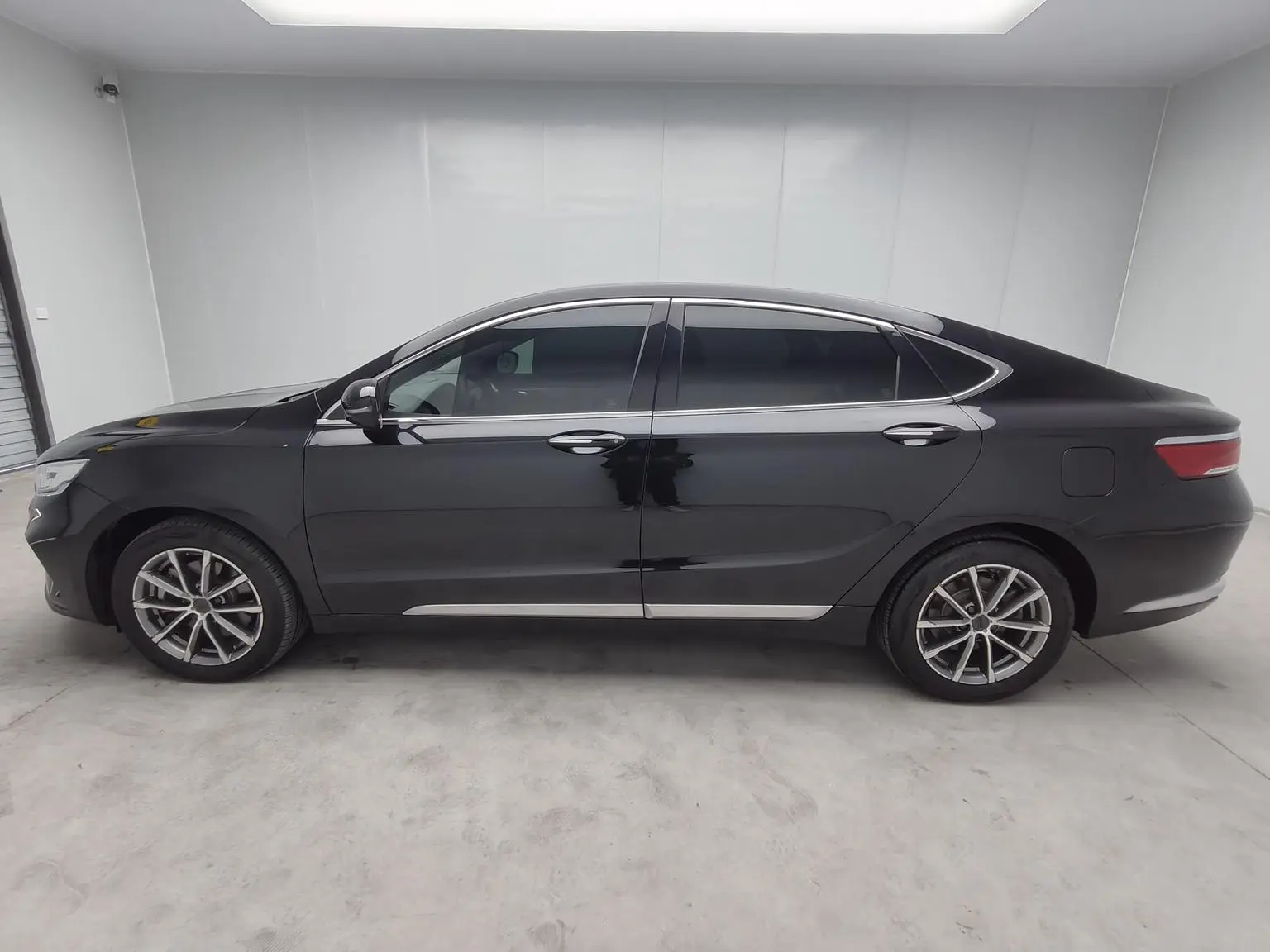 Geely 2021 1.8T Navigator +