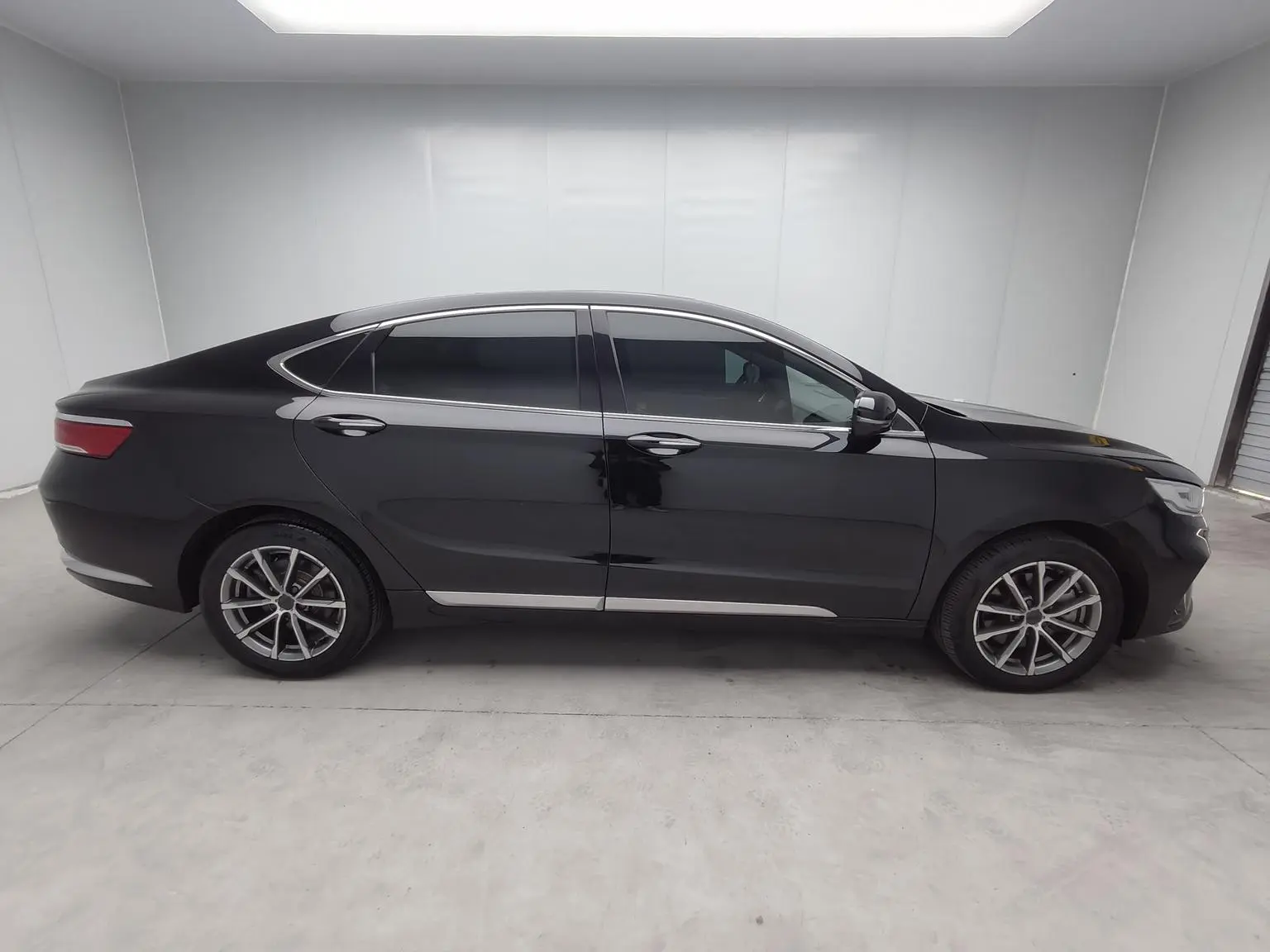 Geely 2021 1.8T Navigator +