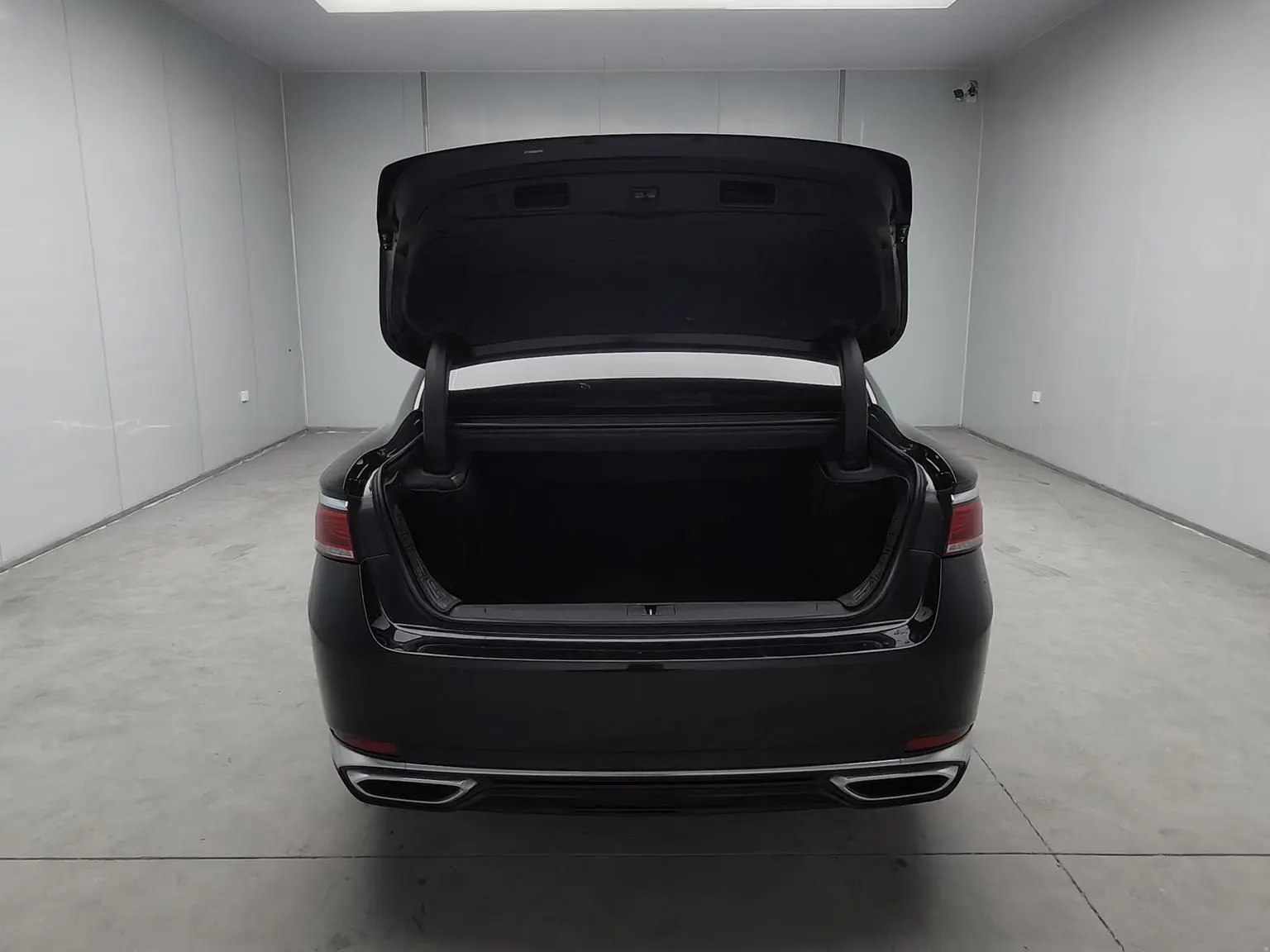Geely 2021 1.8T Navigator +