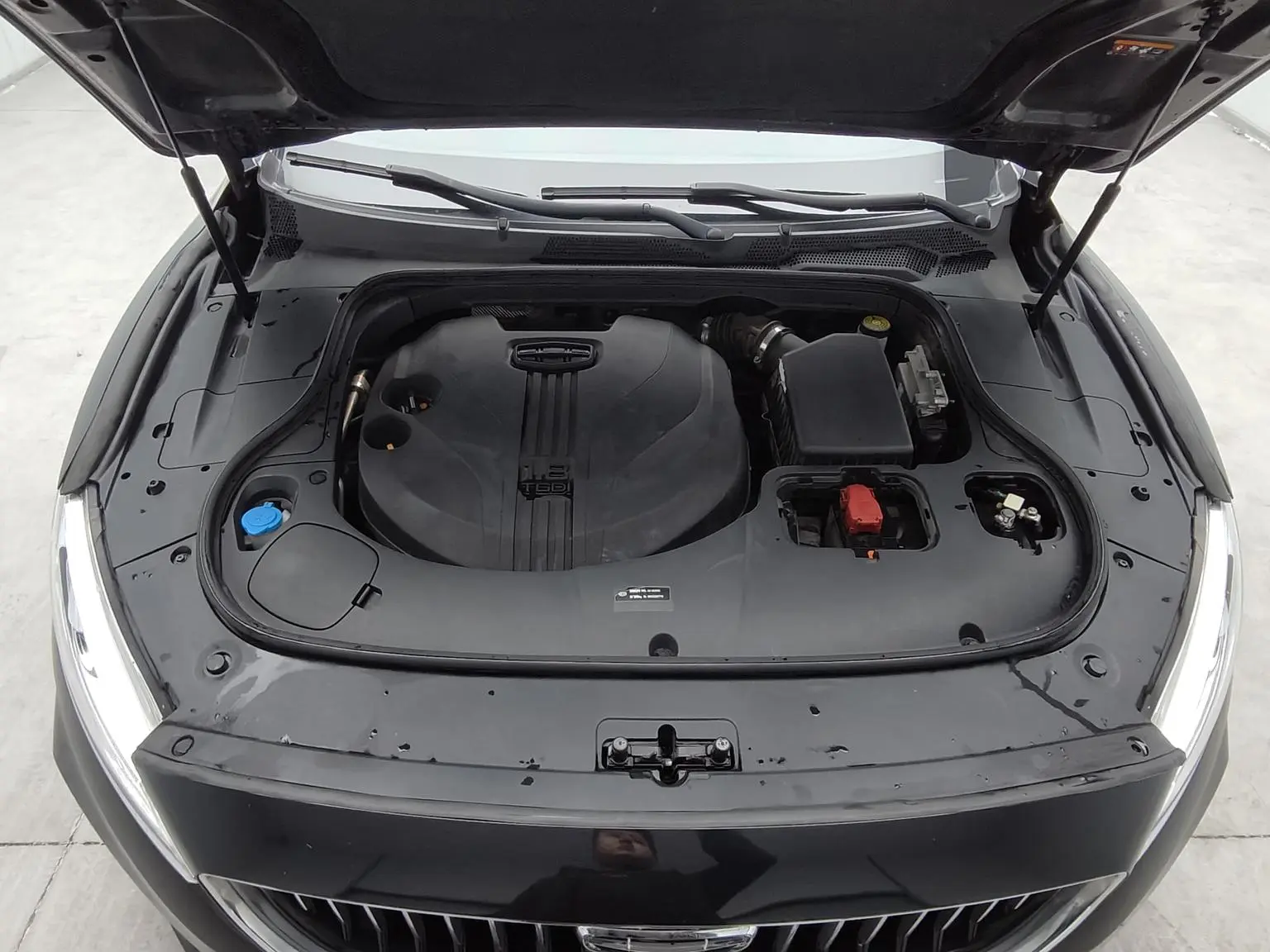 Geely 2021 1.8T Navigator +