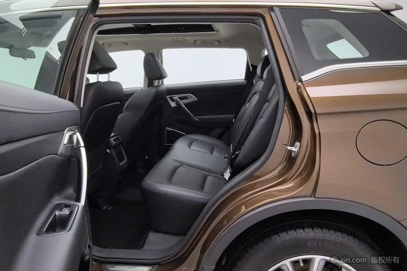 Geely Boyue 2018 1.8TD Manual 2WD Smart Connected 4G Connected