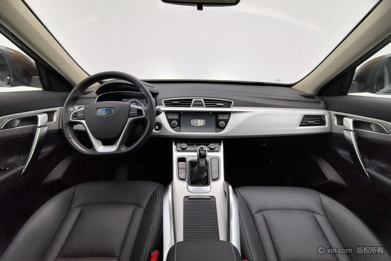 Geely Boyue 2018 1.8TD Manual 2WD Smart Connected 4G Connected