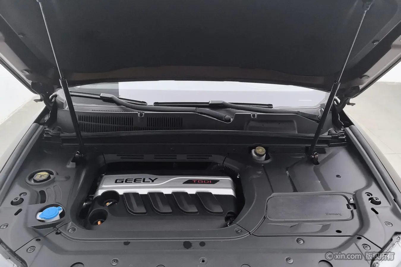 Geely Boyue 2018 1.8TD Manual 2WD Smart Connected 4G Connected