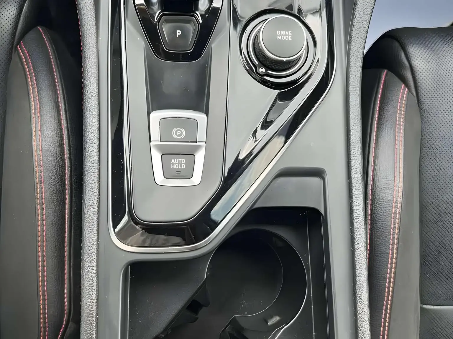 Lynk & Co 03 2018 1.5TD DCT Dynamic Pro