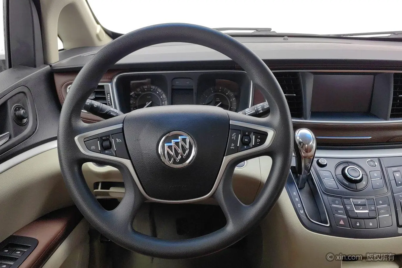 Buick GL8 2018 28T Comfort China VI