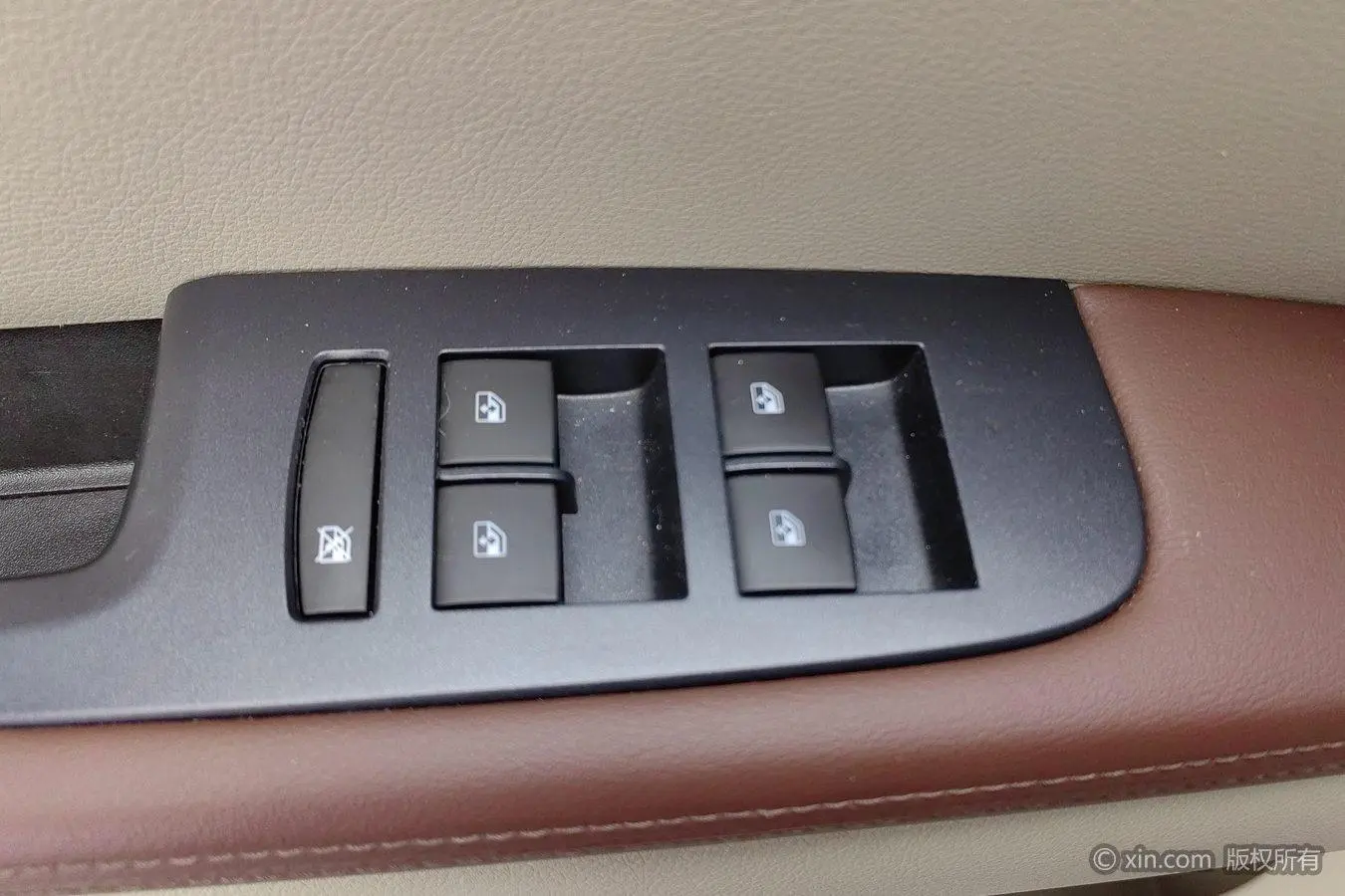 Buick GL8 2018 28T Comfort China VI