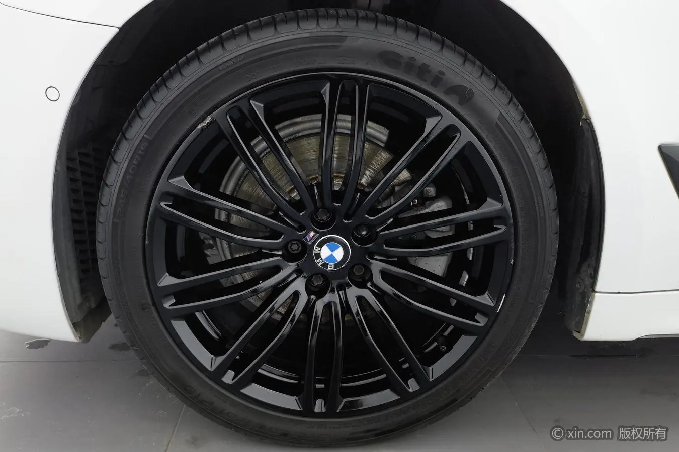 BMW 5 Series 2018 525Li M Sport Package