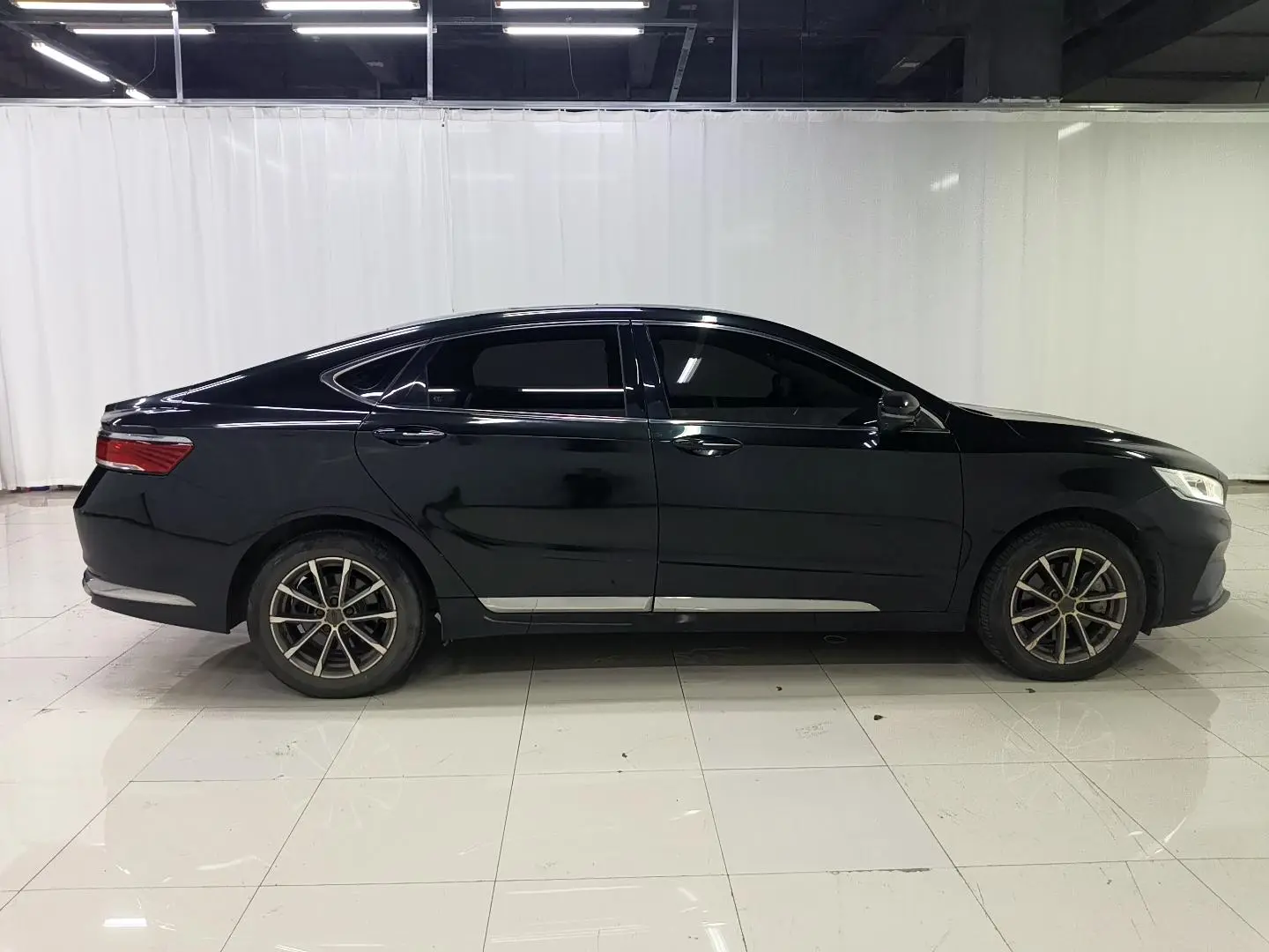 Geely 2021 1.8T Navigator