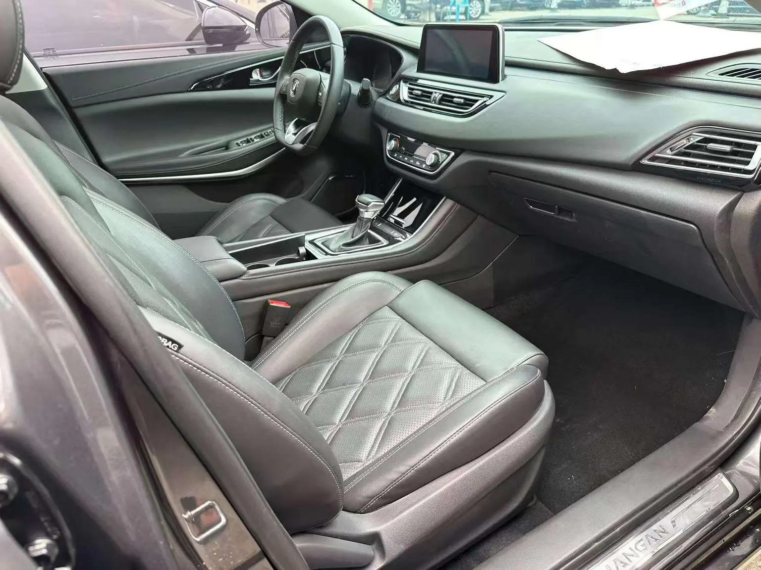 Changan Raeton CC 2022 Blue Whale 1.5T DCT Luxury