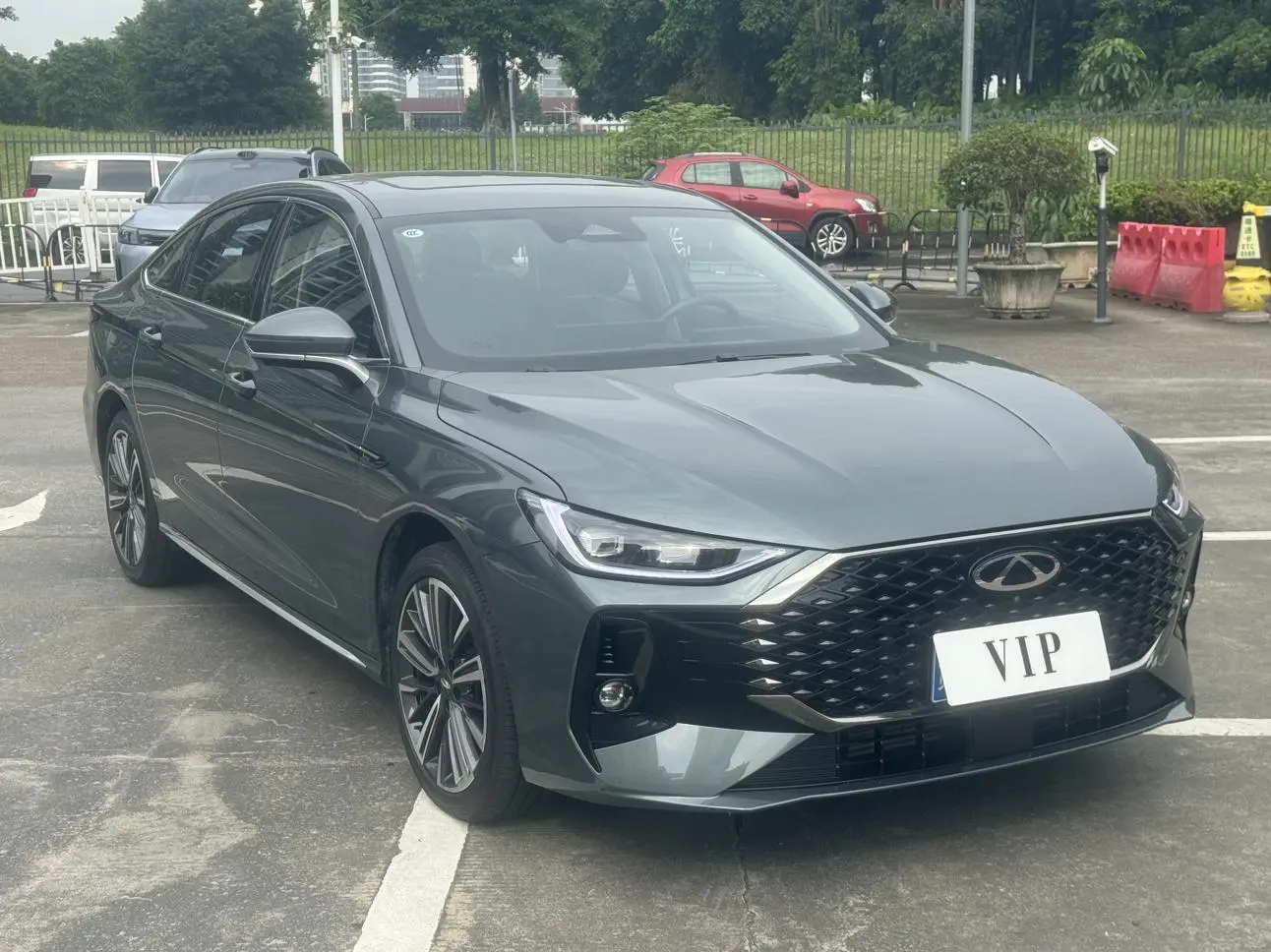 Chery Arrizo 8 PRO 2025 1.6T DCT Luxury +