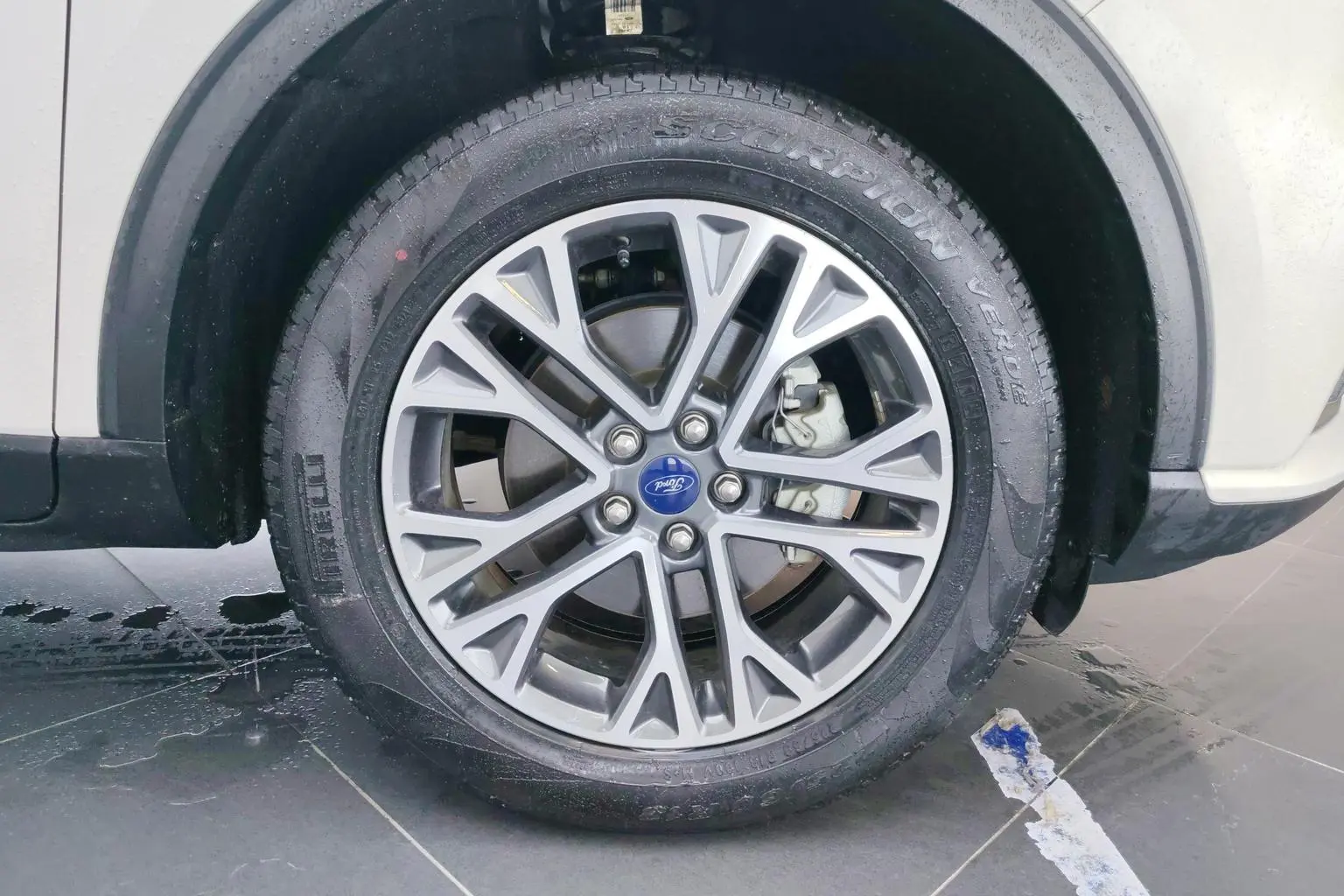 Ford Escape 2020 EcoBoost 245 2WD Shine