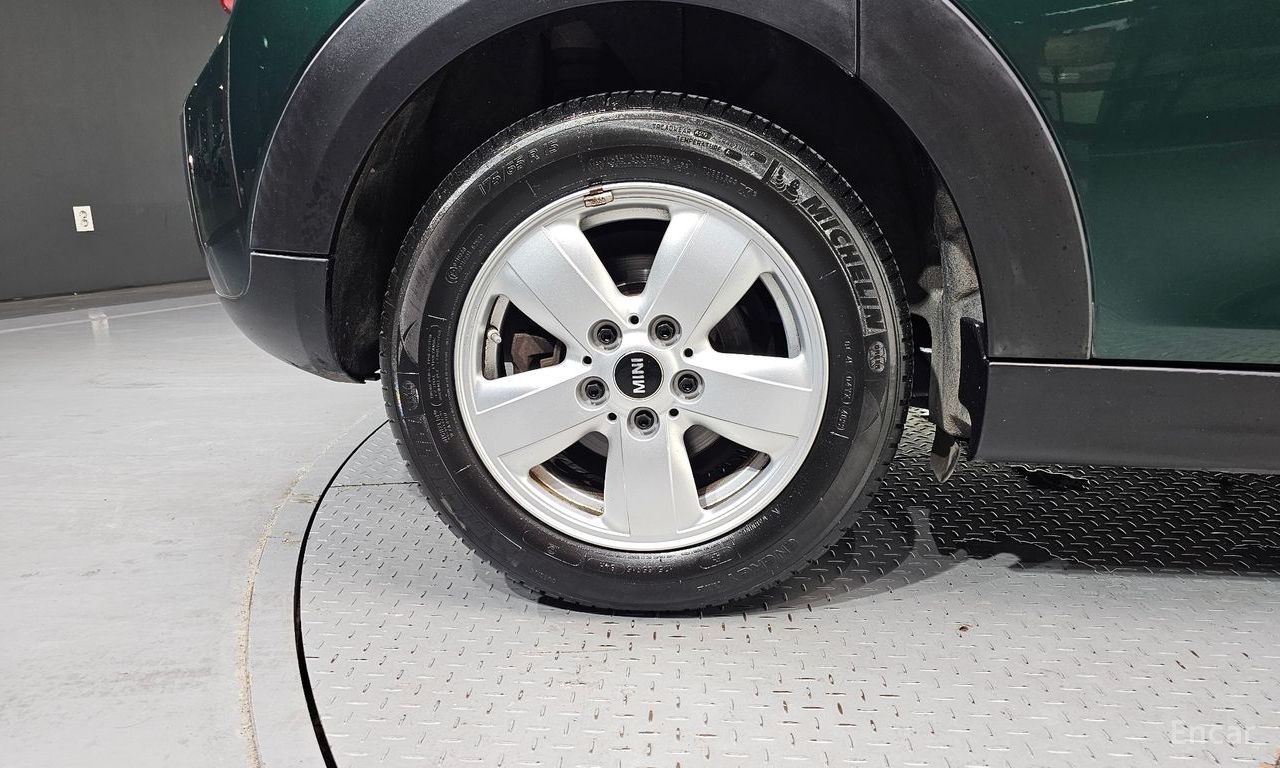 Mini Cooper 5-door basic model 2018