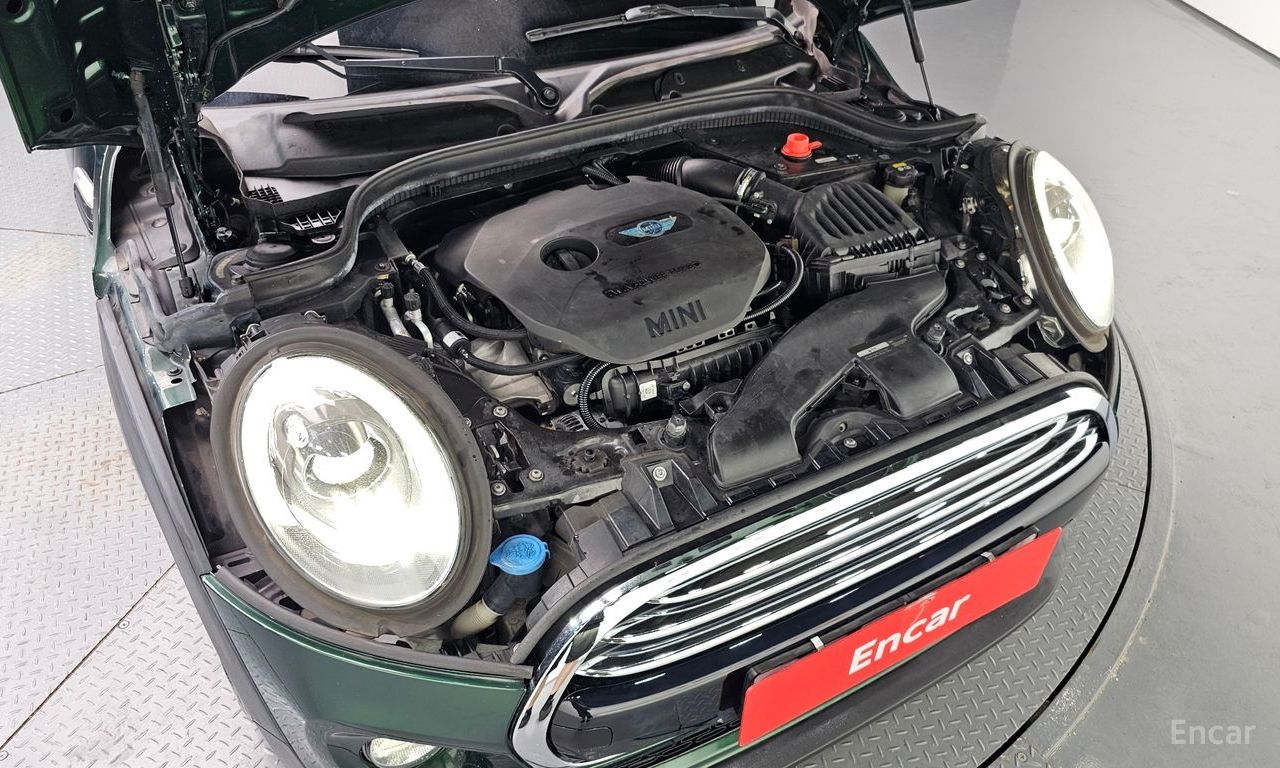 Mini Cooper 5-door basic model 2018
