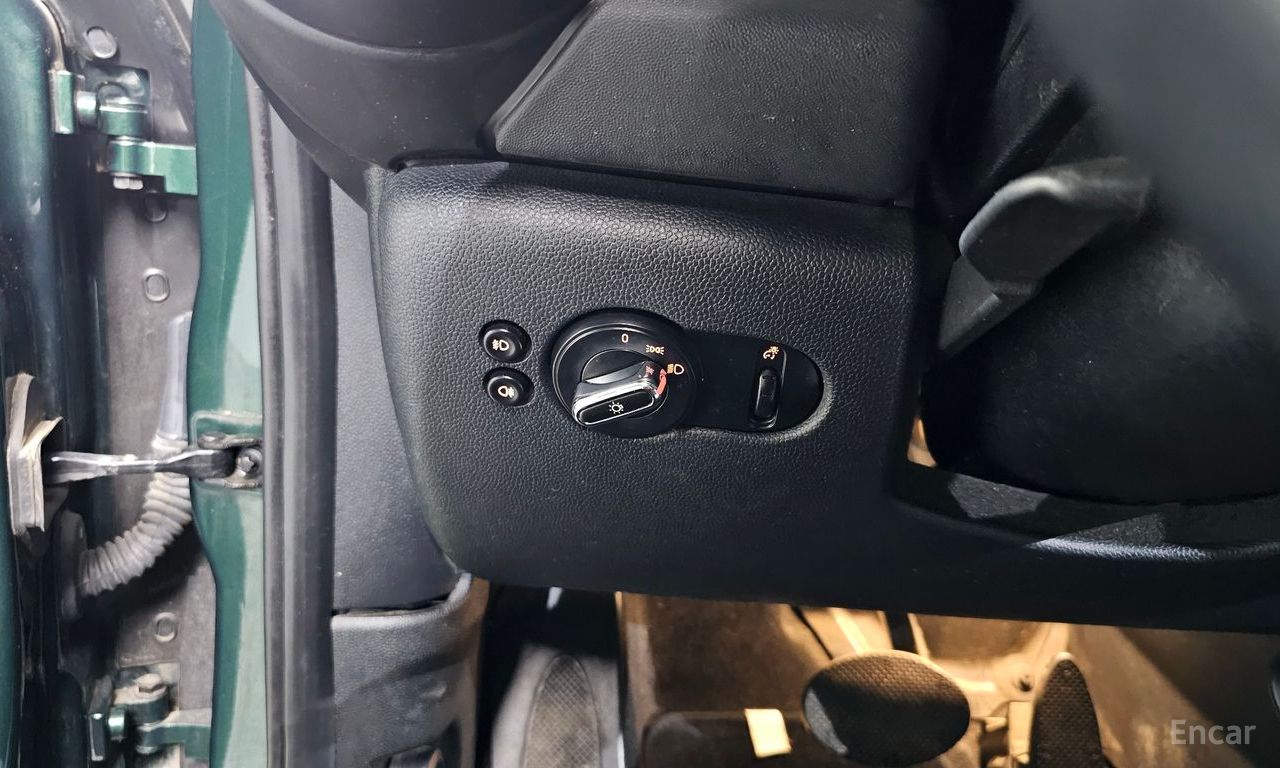 Mini Cooper 5-door basic model 2018
