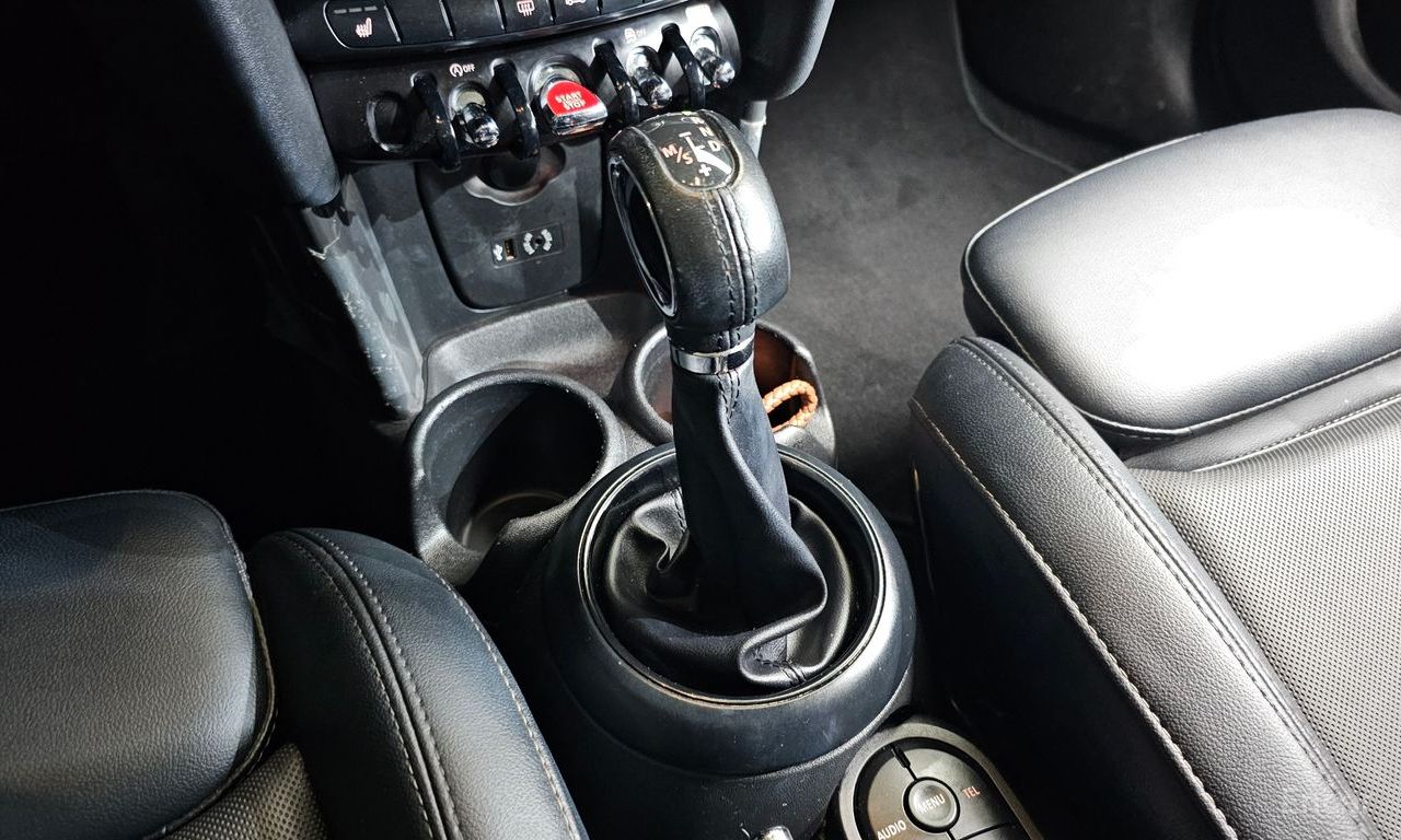Mini Cooper 5-door basic model 2018