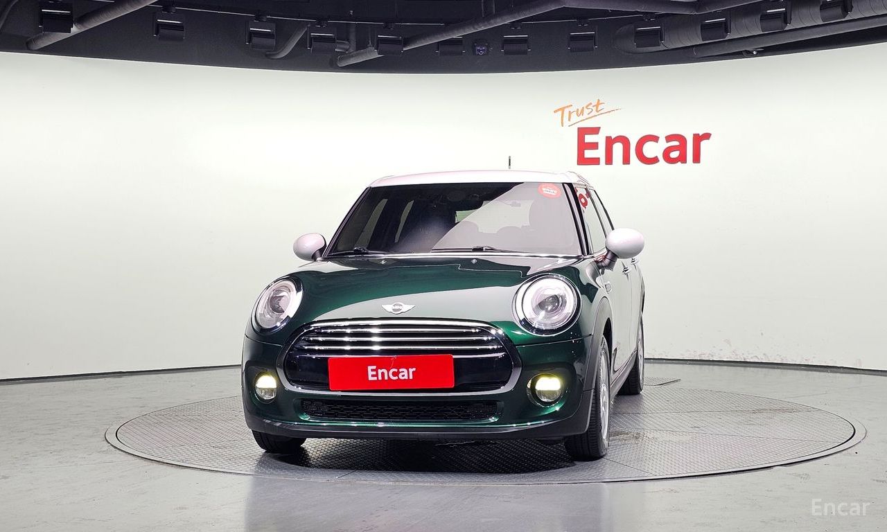 Mini Cooper 5-door basic model 2018