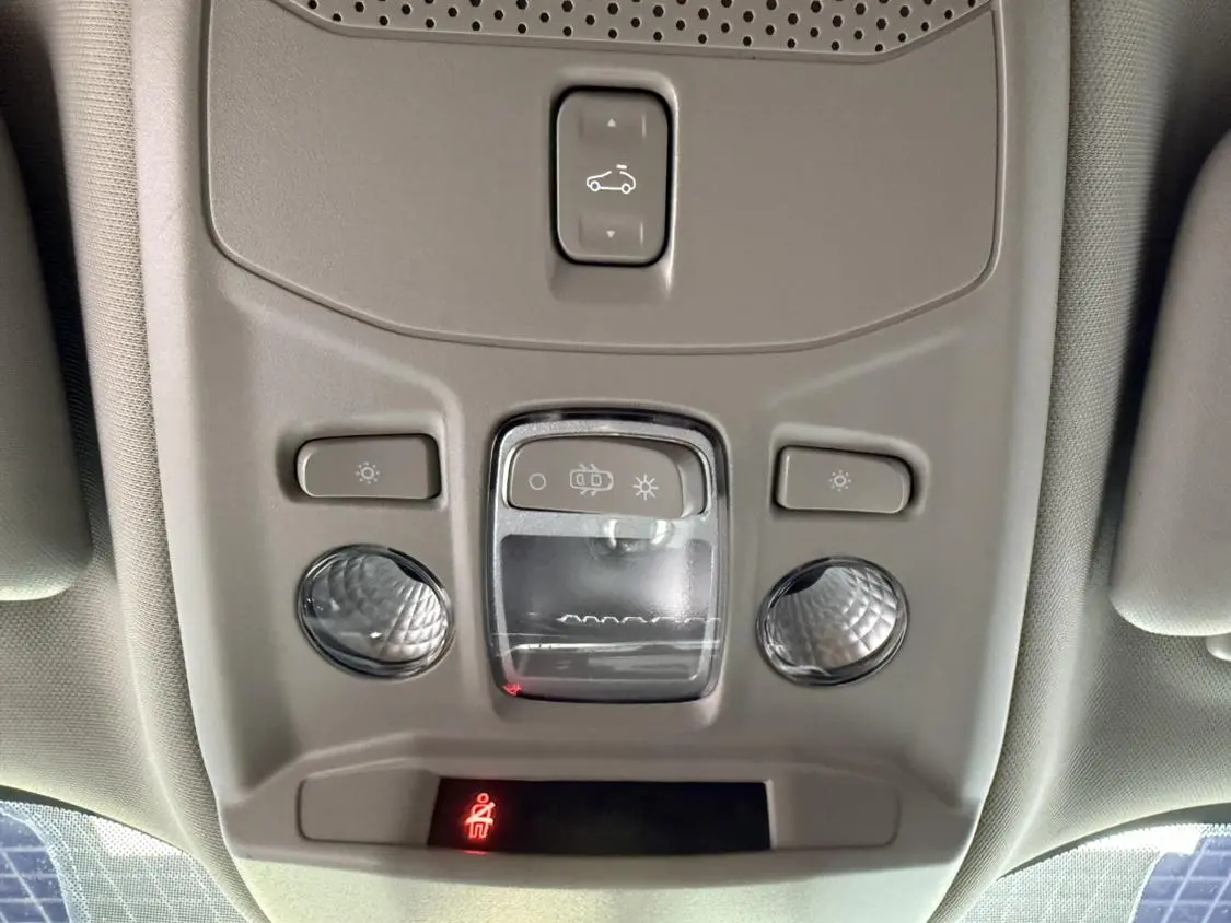 Peugeot 2008 2020 230THP Fashion