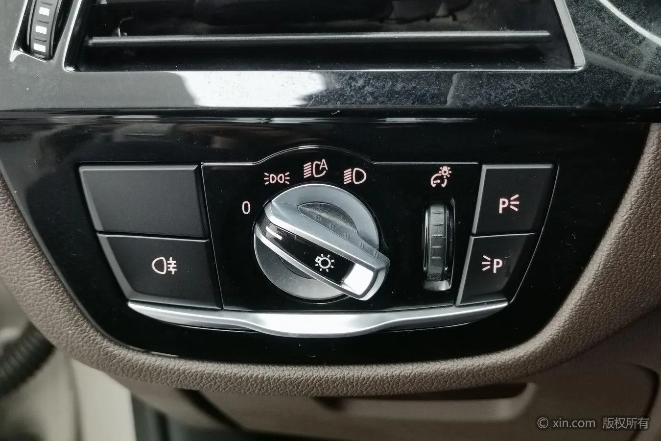 BMW 5 Series 2019 Facelift 530Li Leading Luxury Package