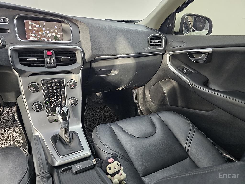 Volvo V40 D3 2018