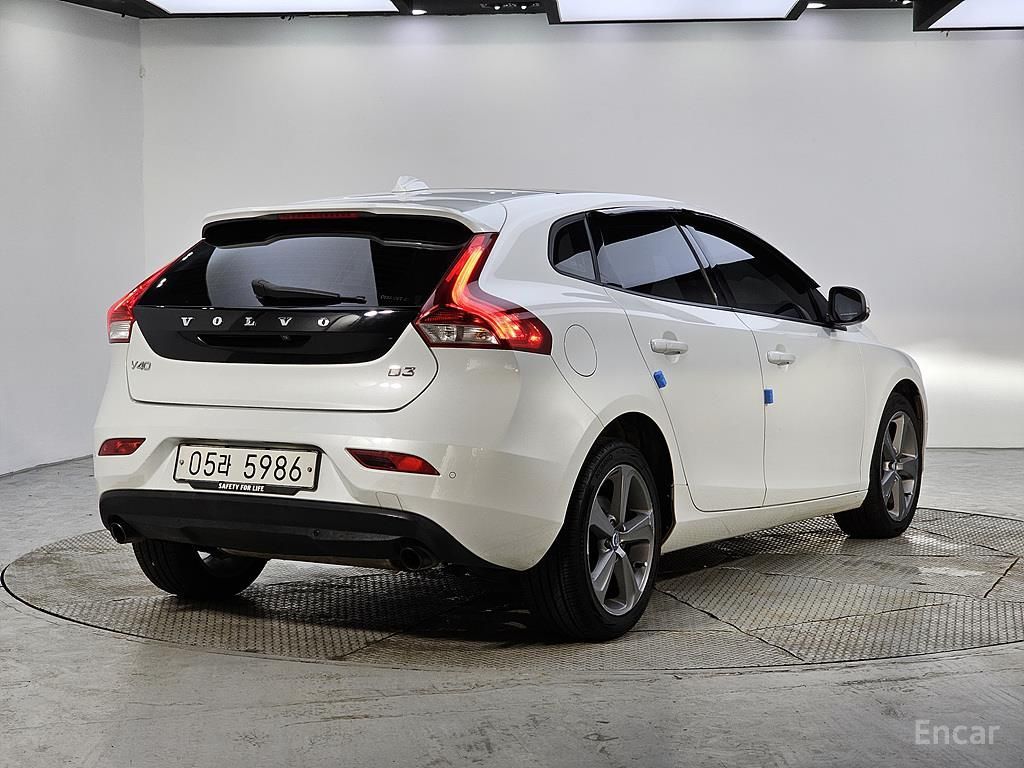 Volvo V40 D3 2018