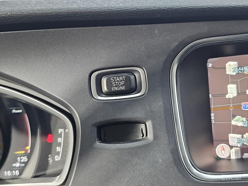 Volvo V40 D3 2018